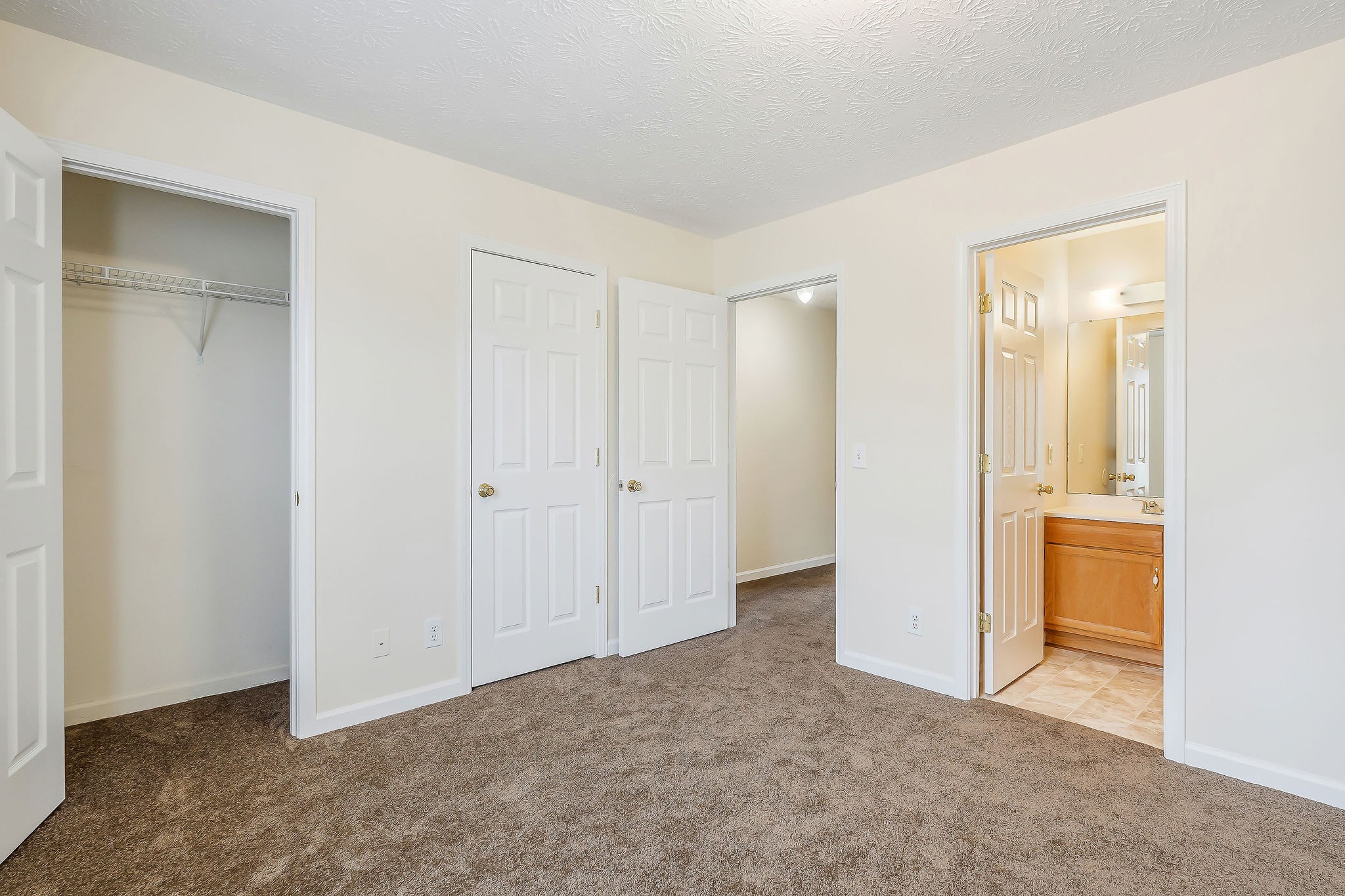 409 Blake Cir Property Photo 16