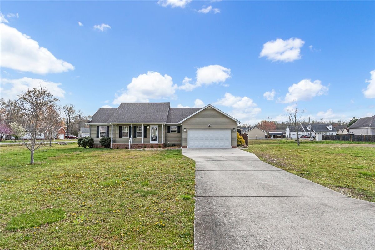 691 Indian Springs Cir Property Photo 4