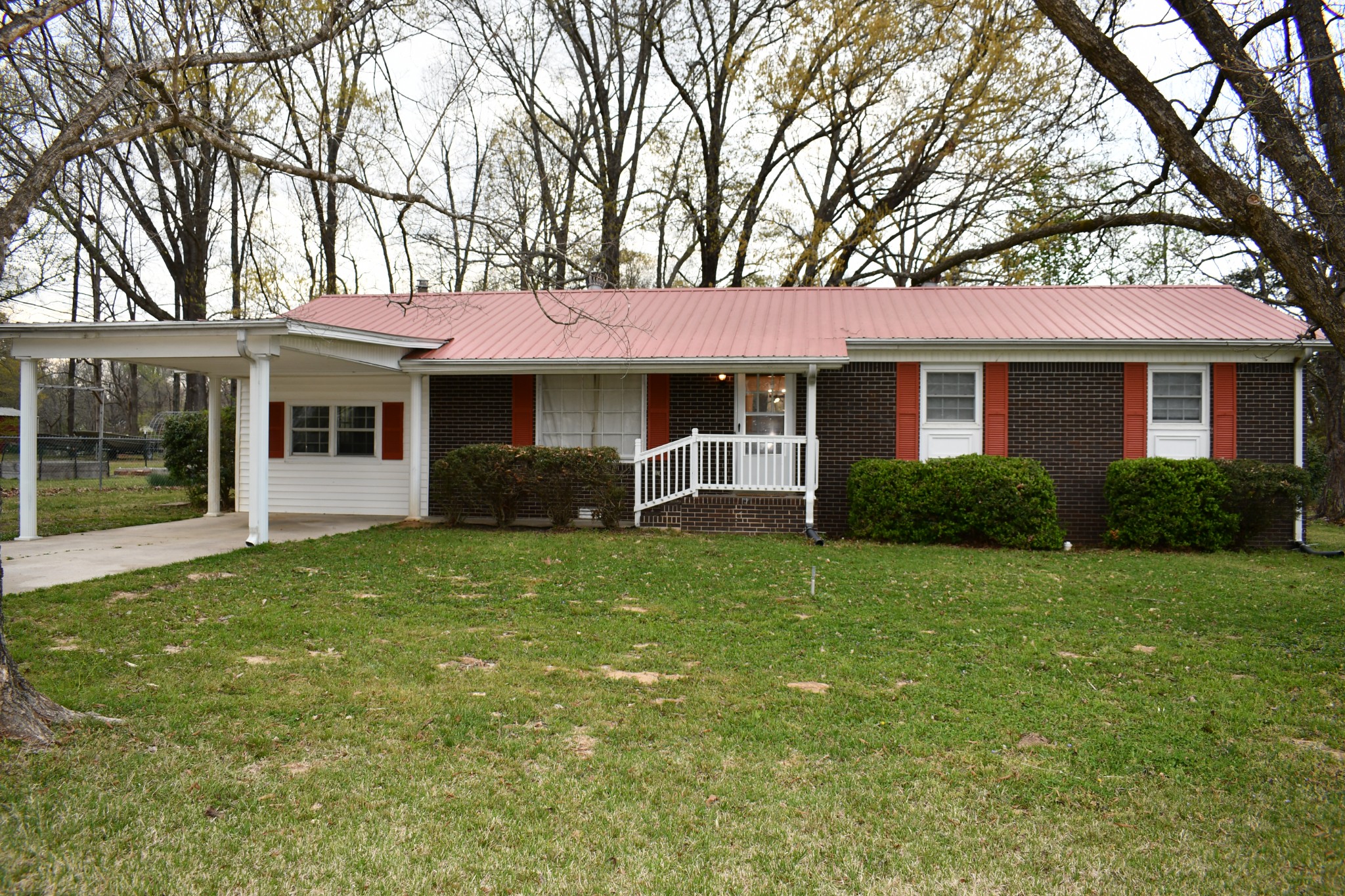 1012 Lake St Property Photo