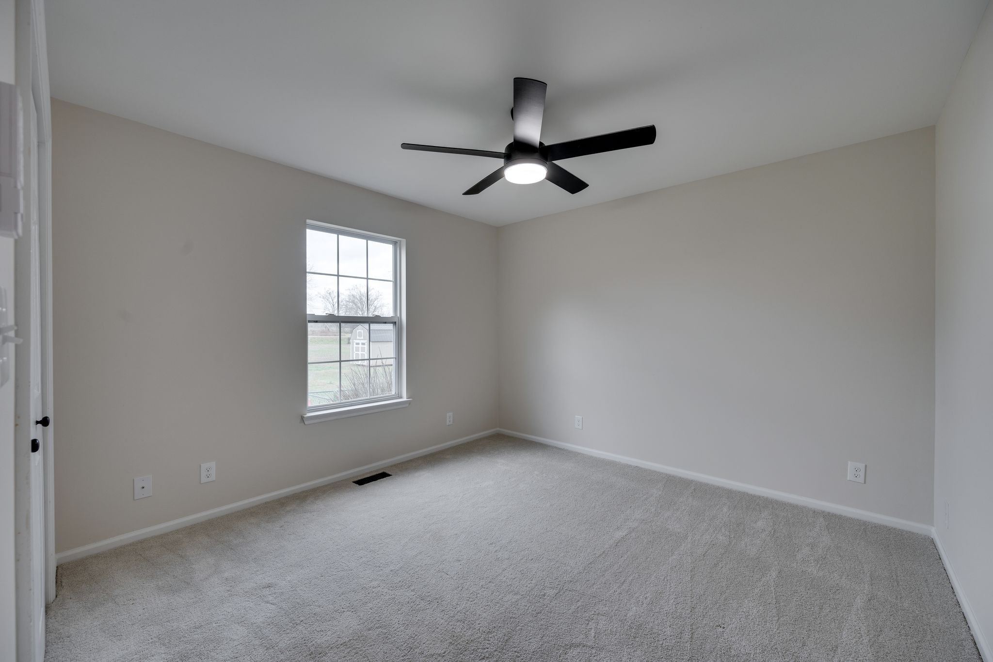 61 Dorey Ave Property Photo 22