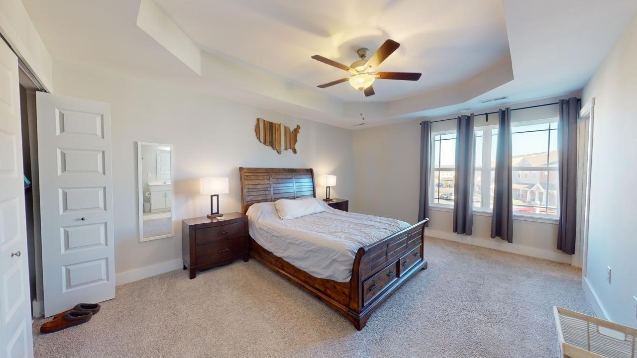 6000 Hillside Ln Property Photo 11