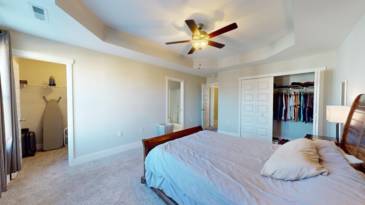 6000 Hillside Ln Property Photo 12