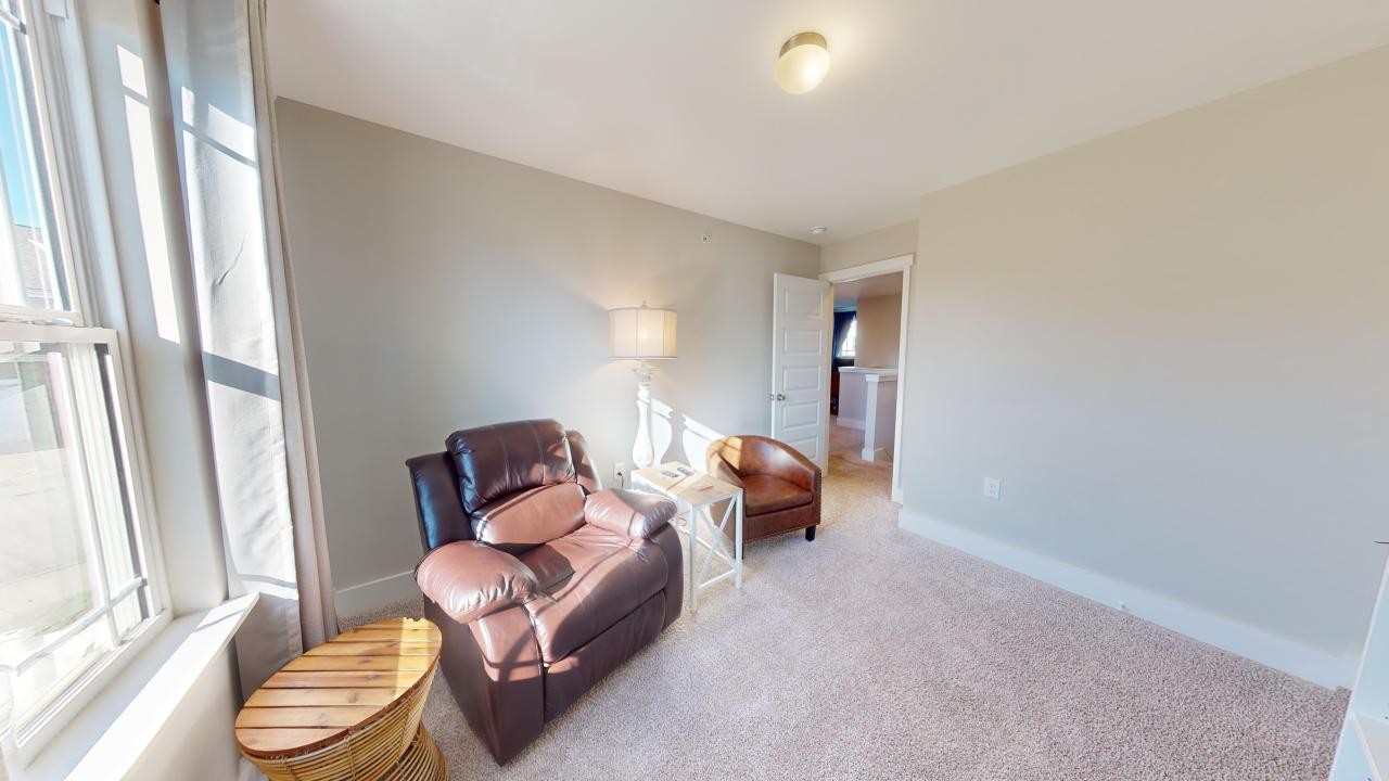 6000 Hillside Ln Property Photo 19