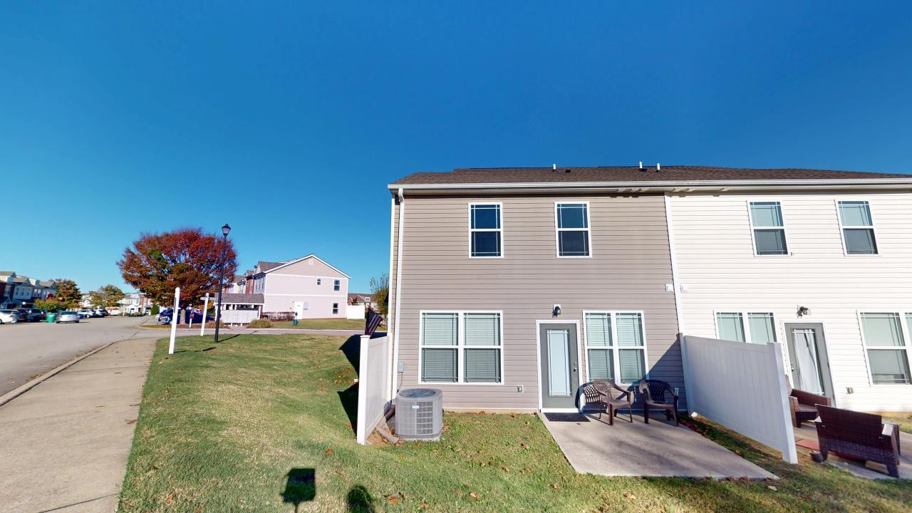 6000 Hillside Ln Property Photo 26