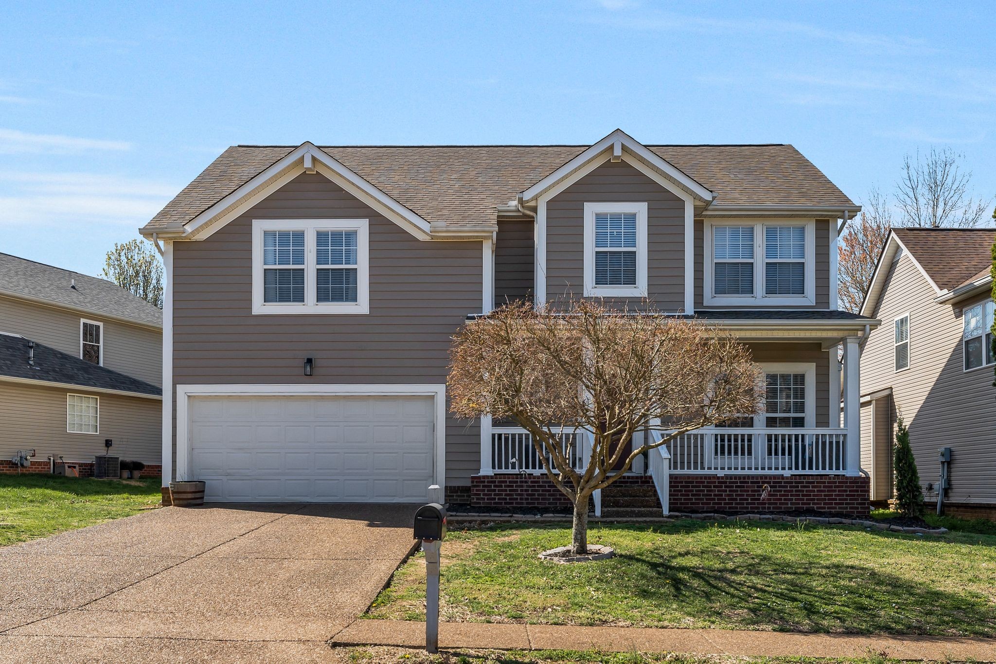 1626 Zurich Dr Property Photo 1