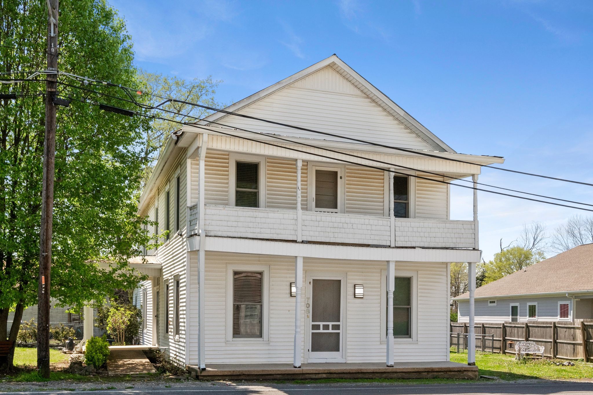 708 Main Street Property Photo