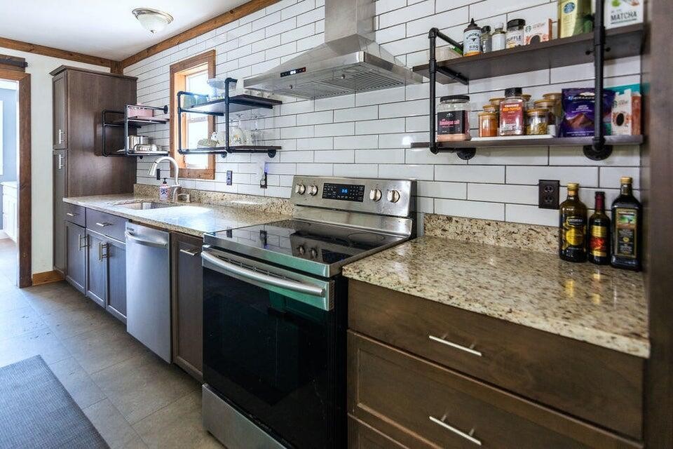 154 Whiteoak Swamps Road Property Photo 8