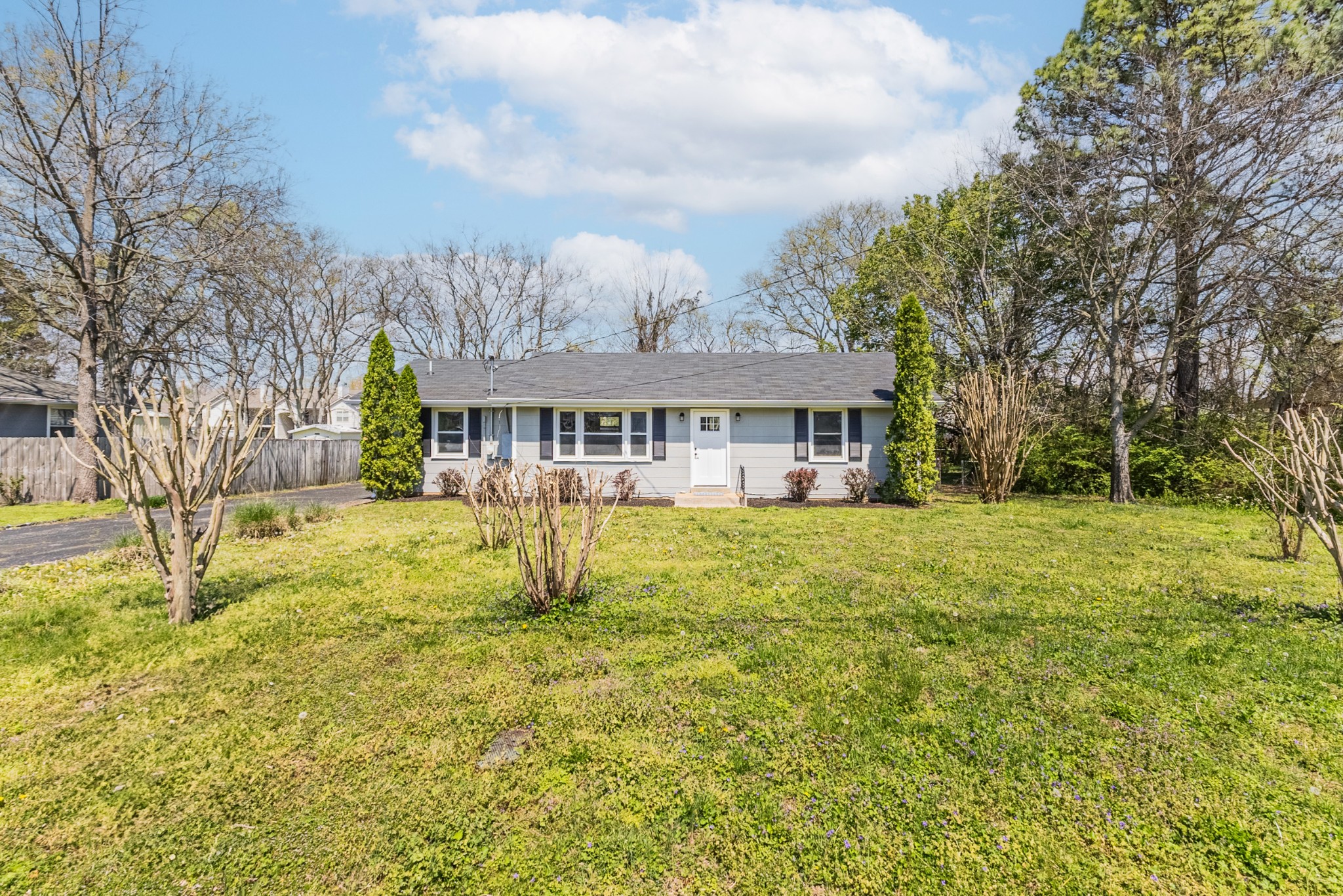 104 Westlynn Dr Property Photo 2
