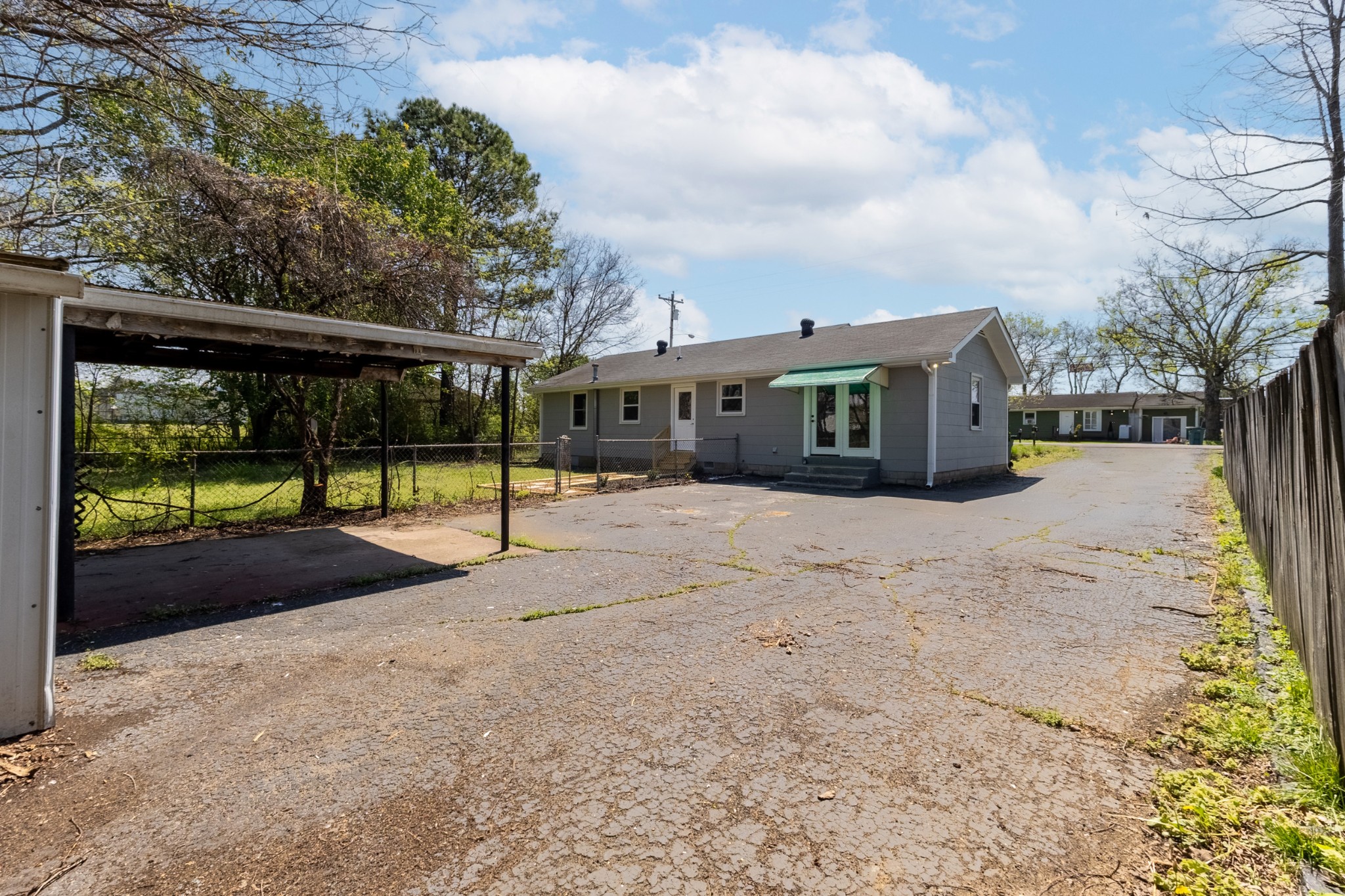 104 Westlynn Dr Property Photo 32