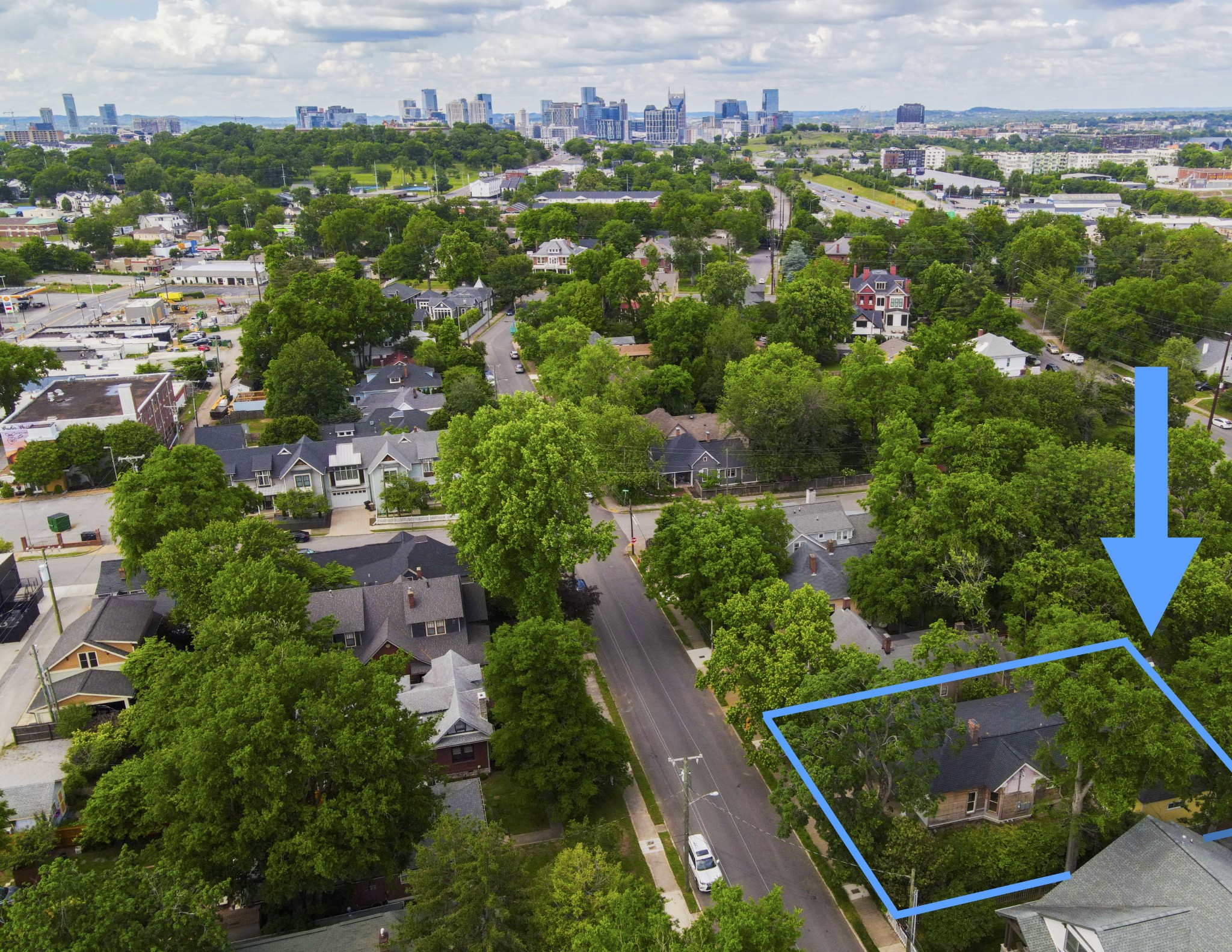 2206 Grantland Ave Property Photo 1