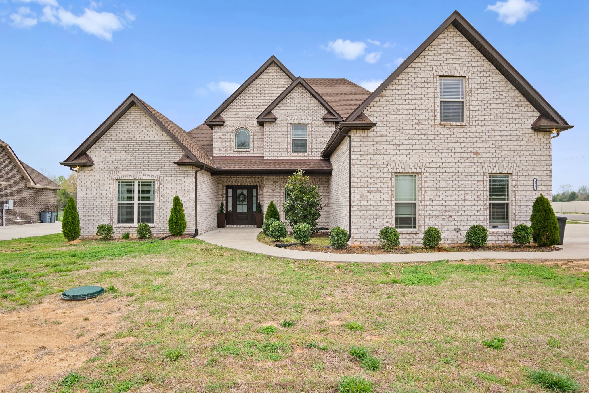 802 Walnut Grove Rd Property Photo