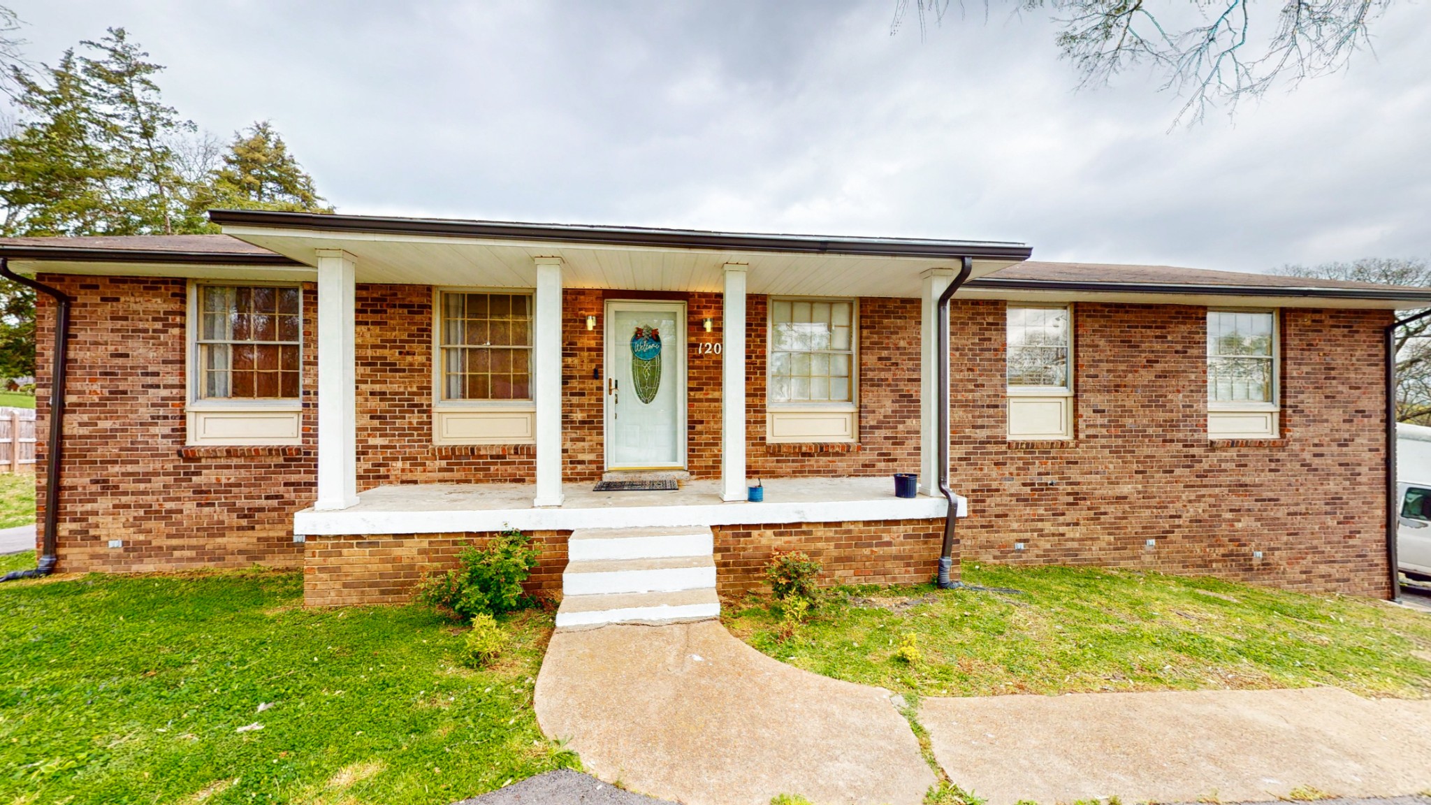 120 Gatone Dr Property Photo 1