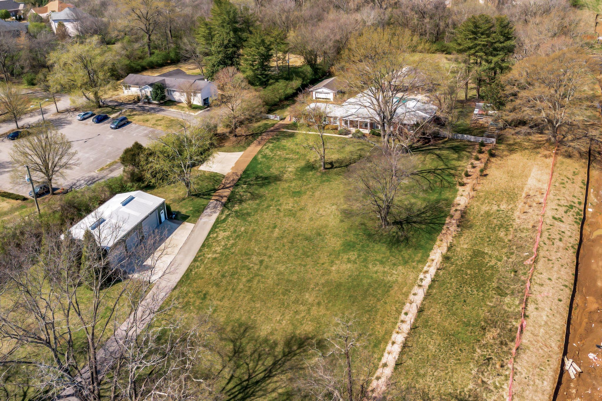 5999 Edmondson Pike Property Photo