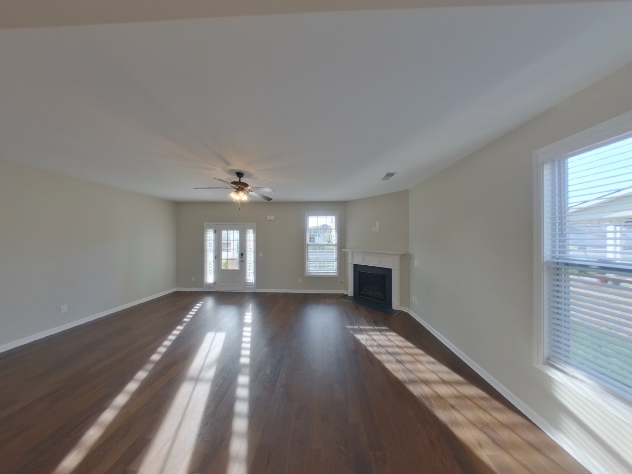 1111 Westlawn Blvd Property Photo 3