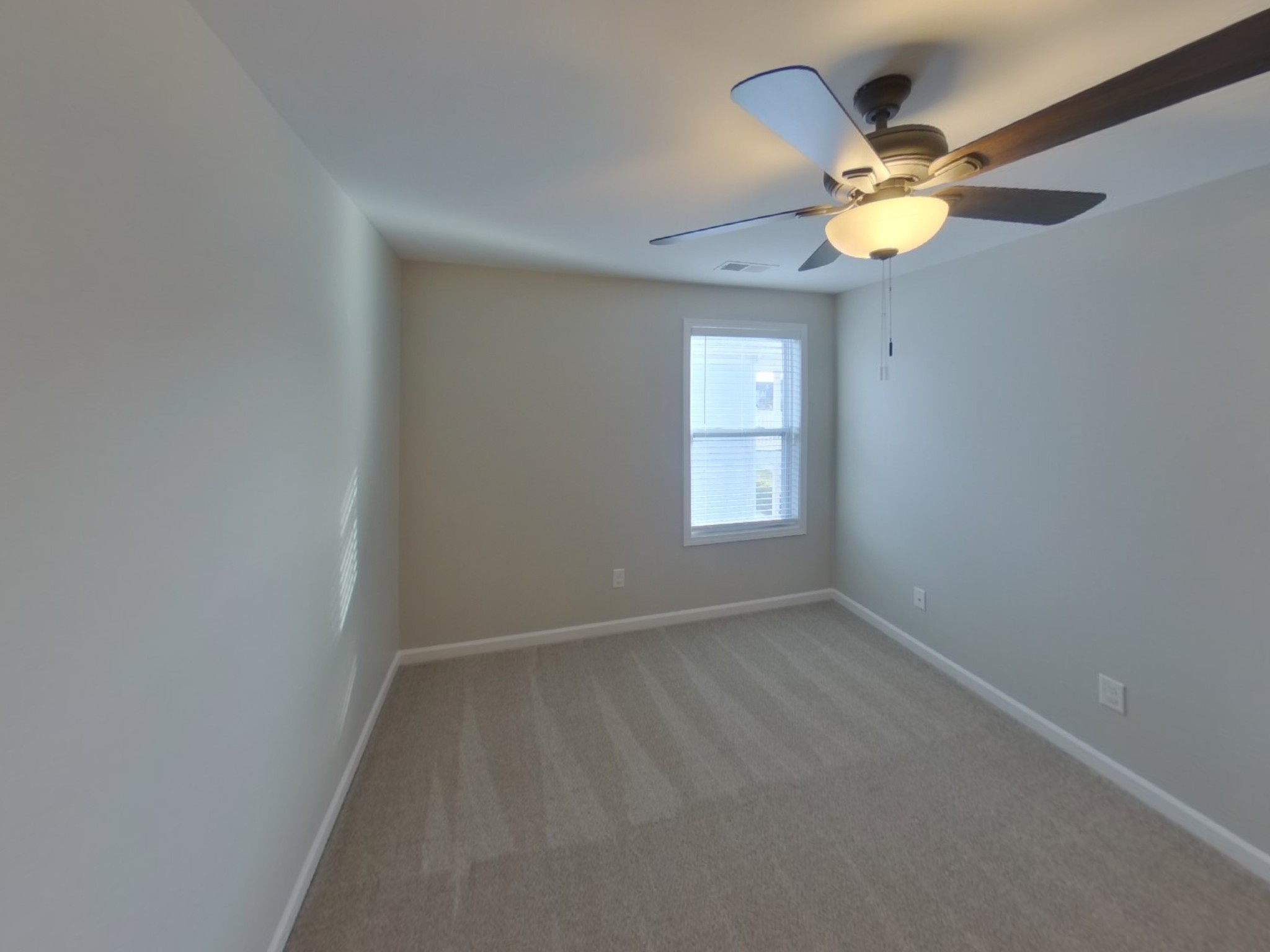 1111 Westlawn Blvd Property Photo 16