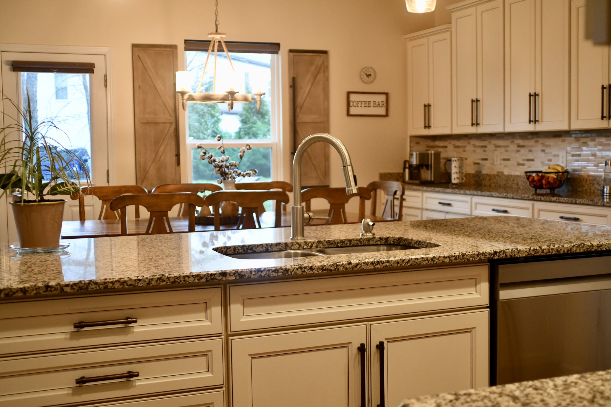 4006 Compass Pointe Ct Property Photo 8