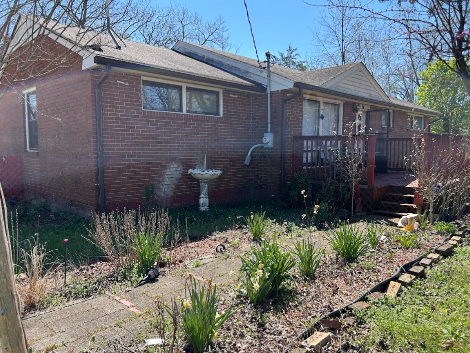 1027 Hunt St Property Photo
