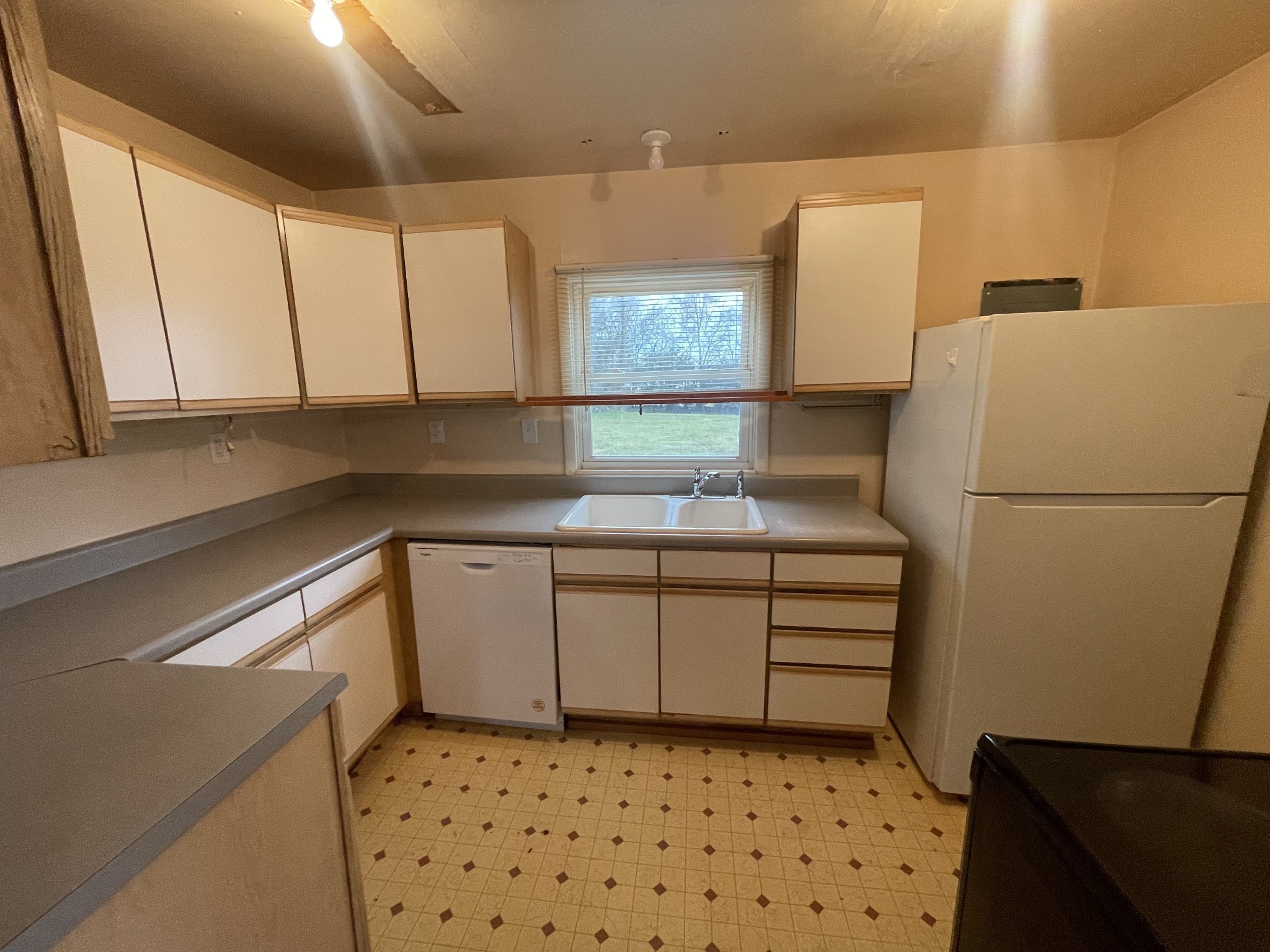 14954 Central Pike Property Photo 7