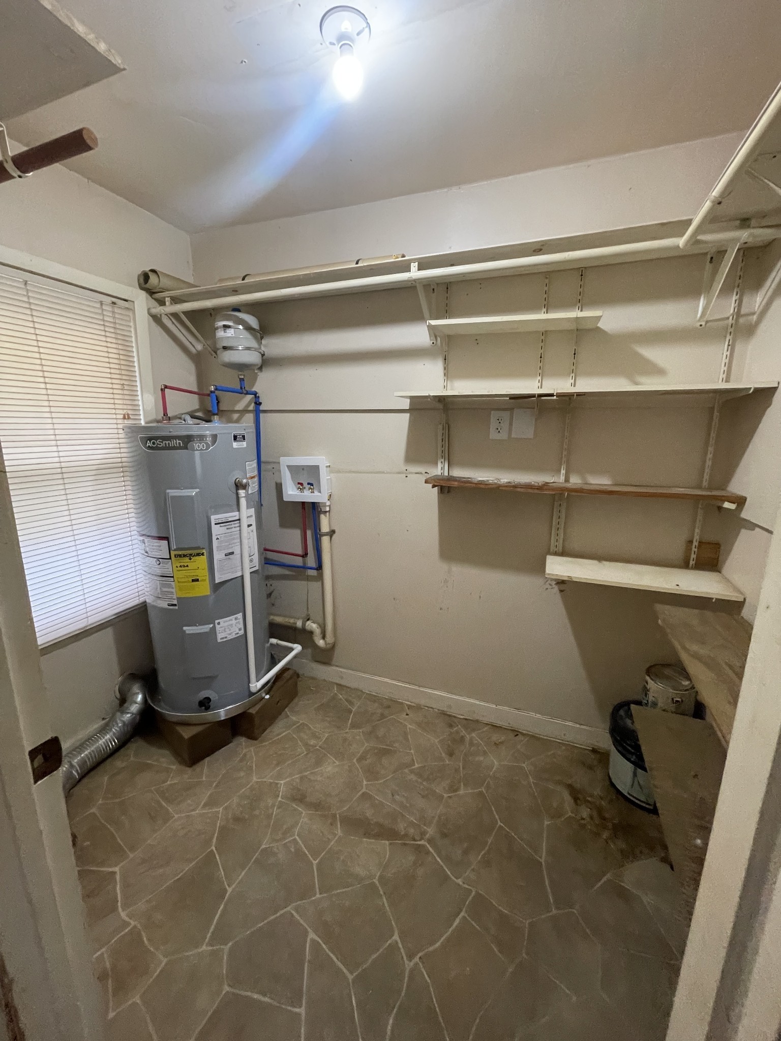 14954 Central Pike Property Photo 9