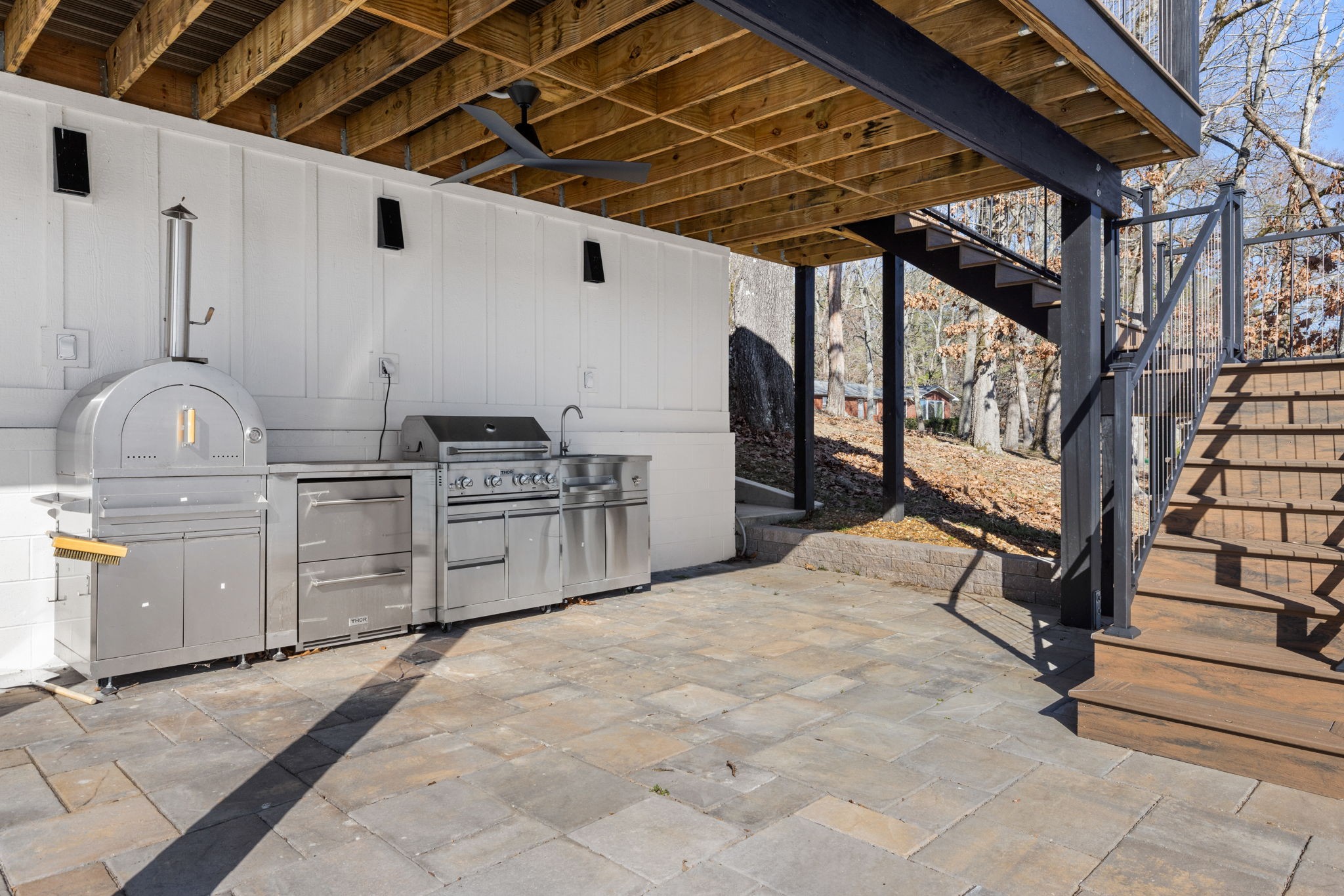 680 Shore Dr, N Property Photo 27