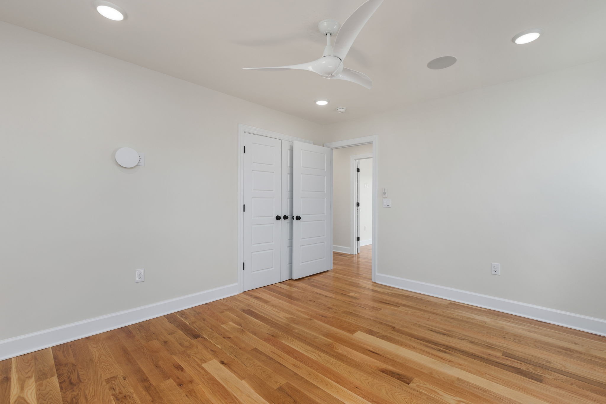 680 Shore Dr, N Property Photo 41