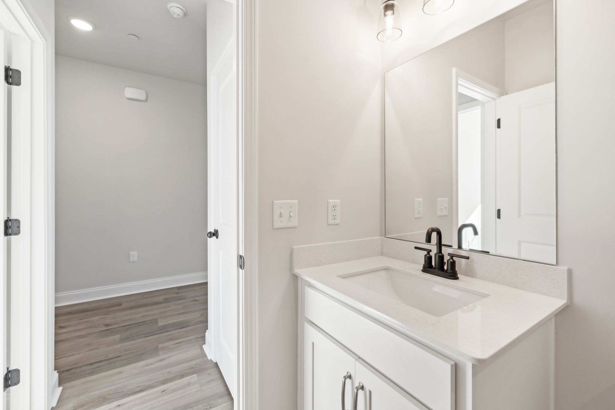 215 Meridian Drive Property Photo 10