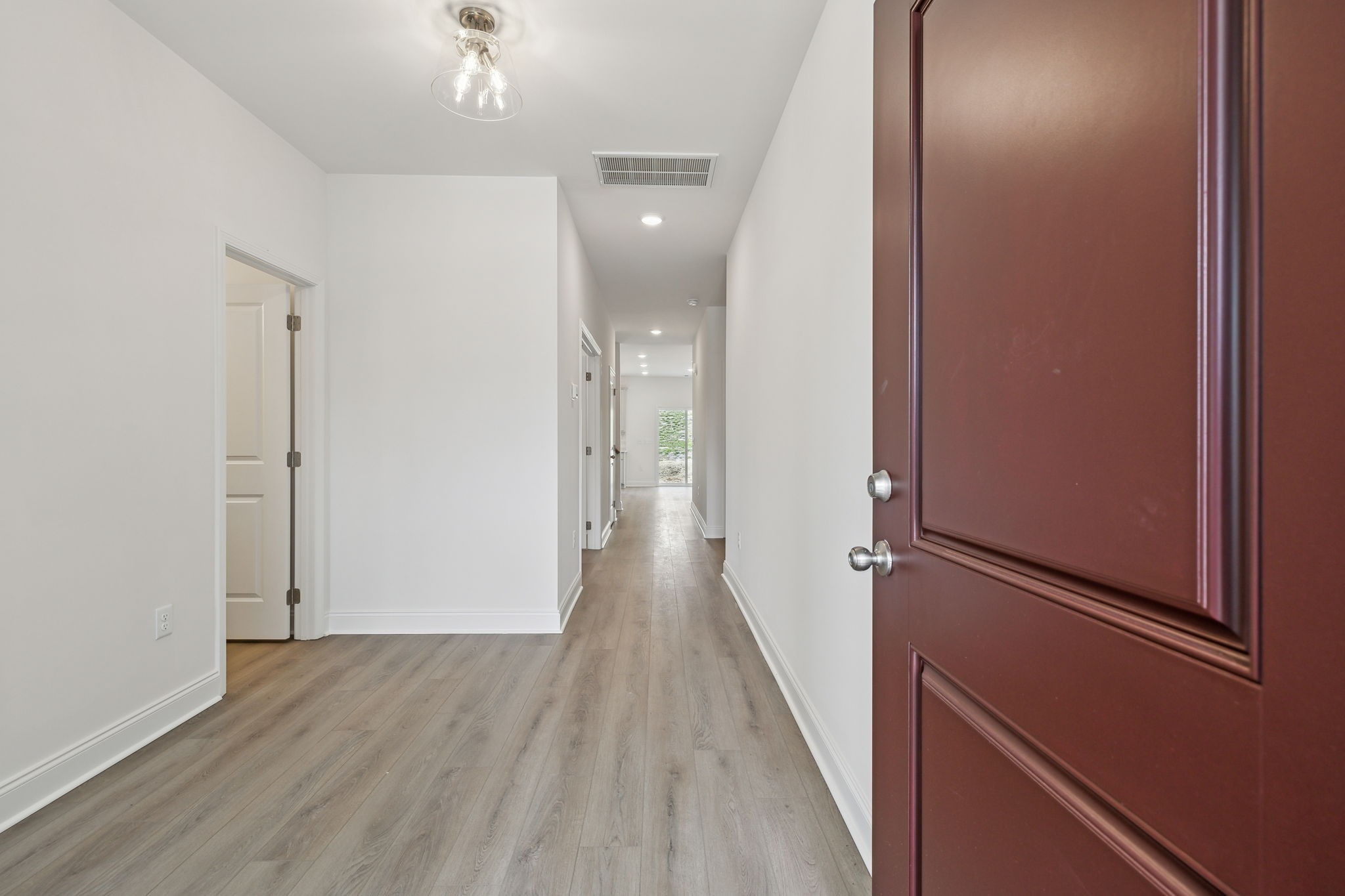 6822 Earlham Ct Property Photo 4