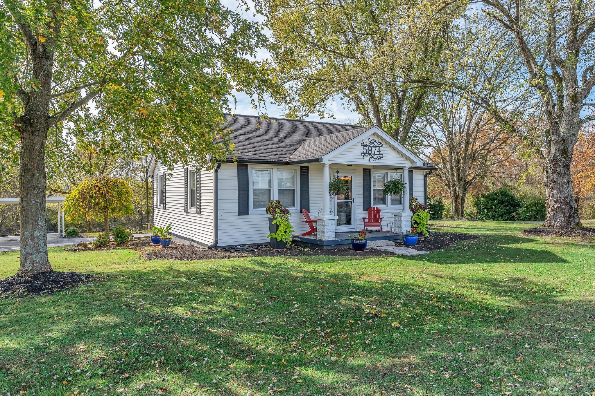 5974 Lascassas Pike Property Photo