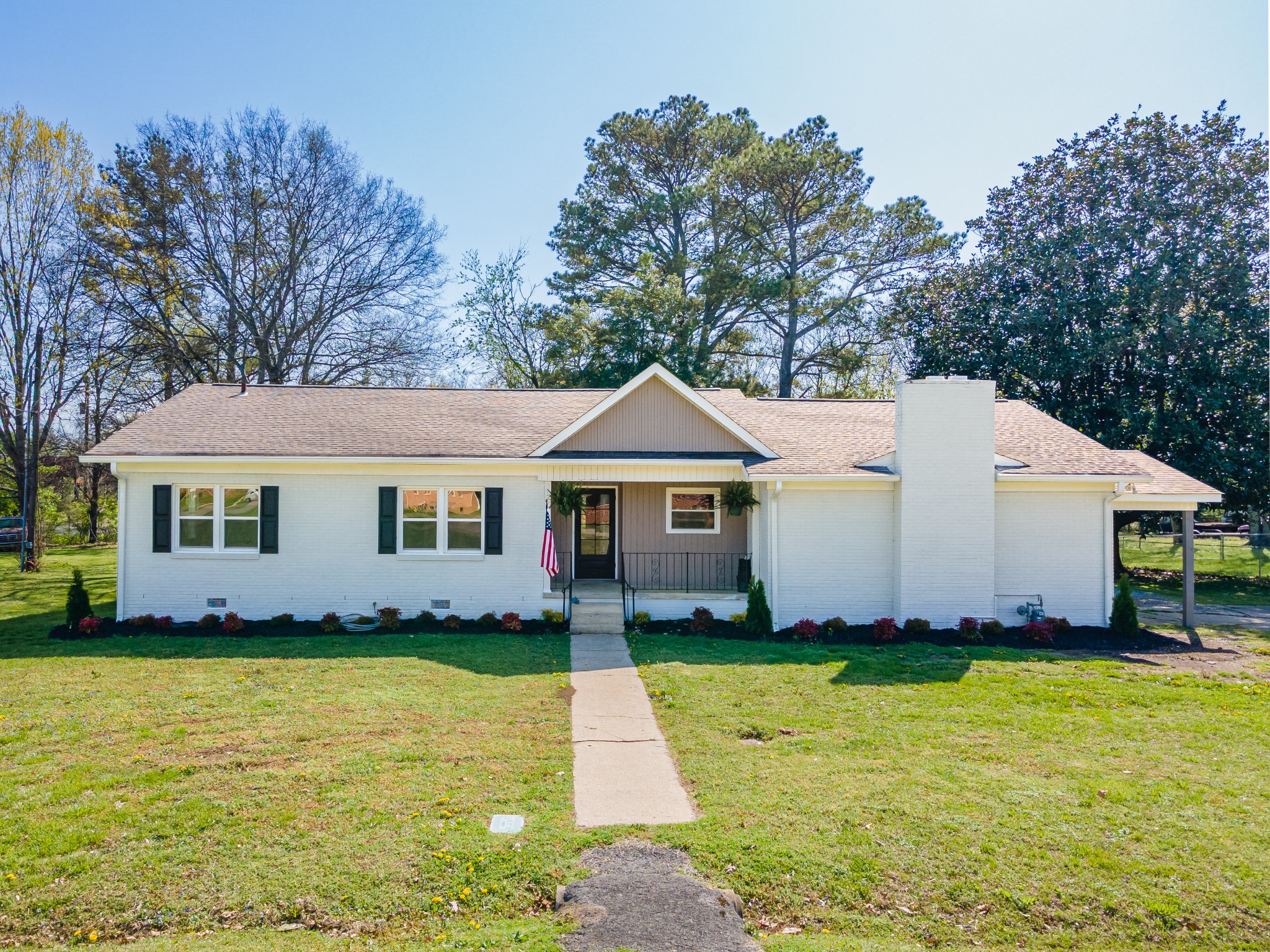 1010 Bagley Dr Property Photo 1