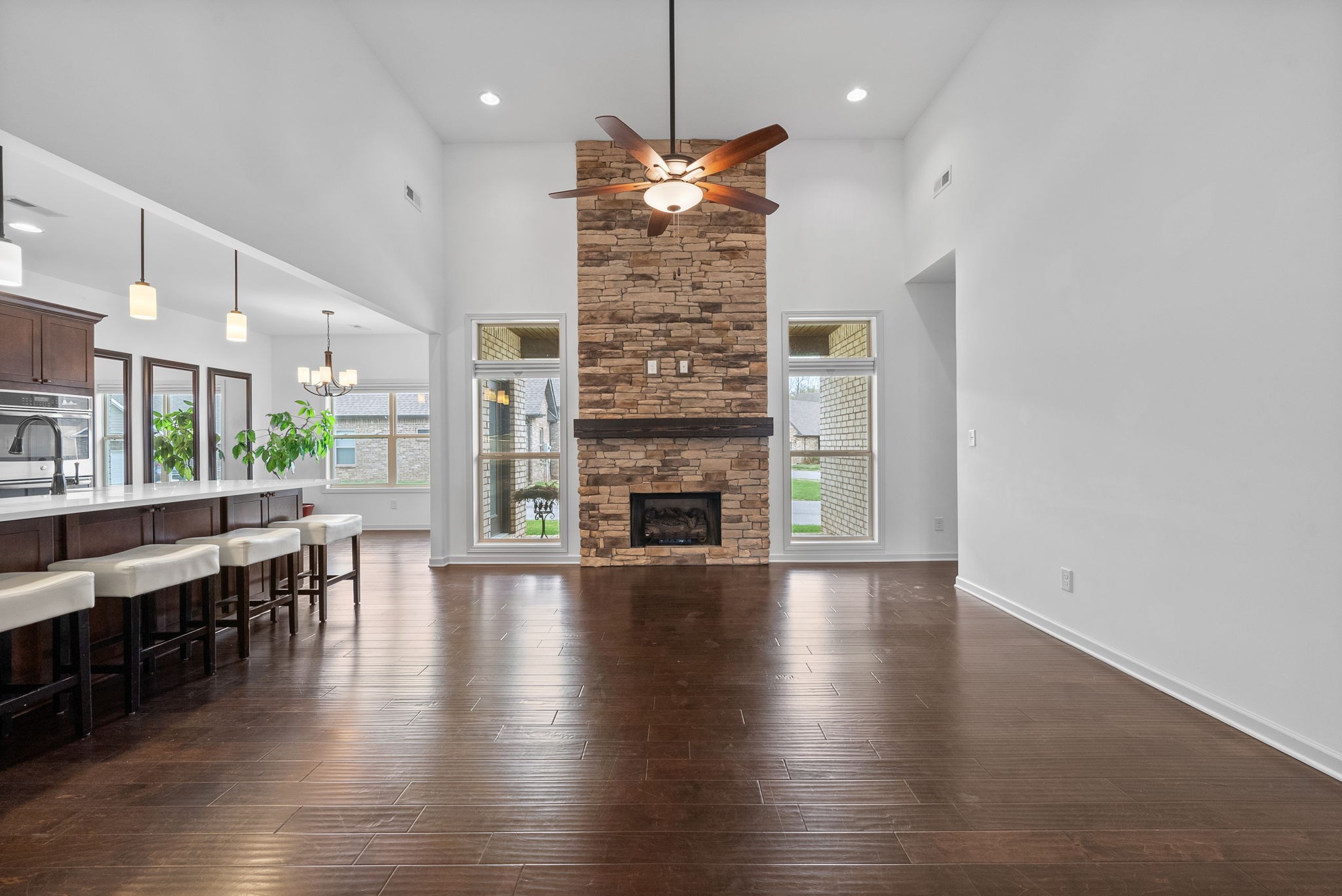 182 Dorchester Cir Property Photo 7