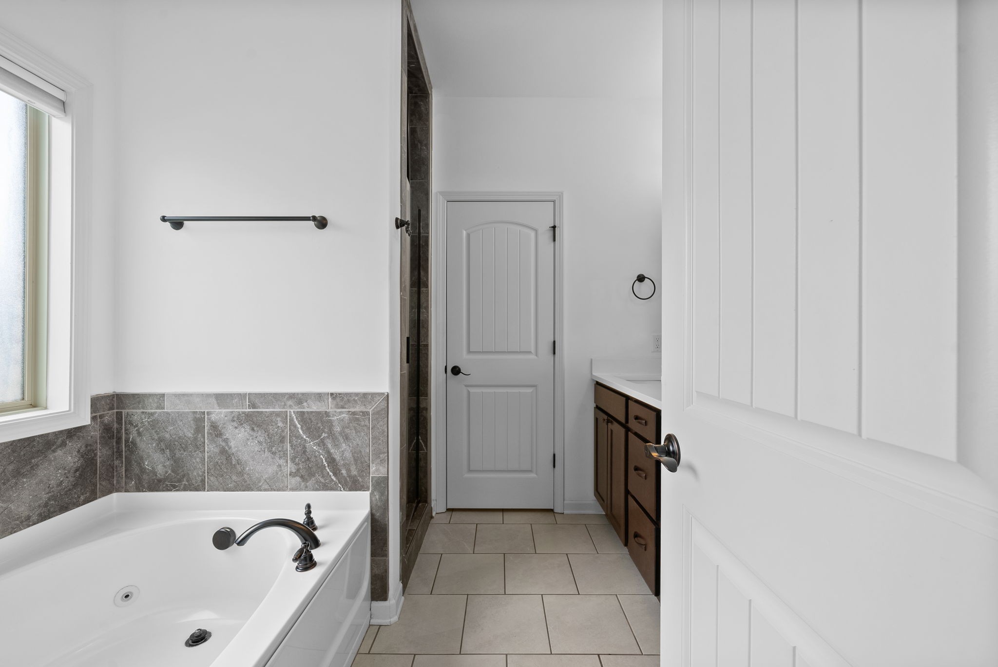 182 Dorchester Cir Property Photo 16