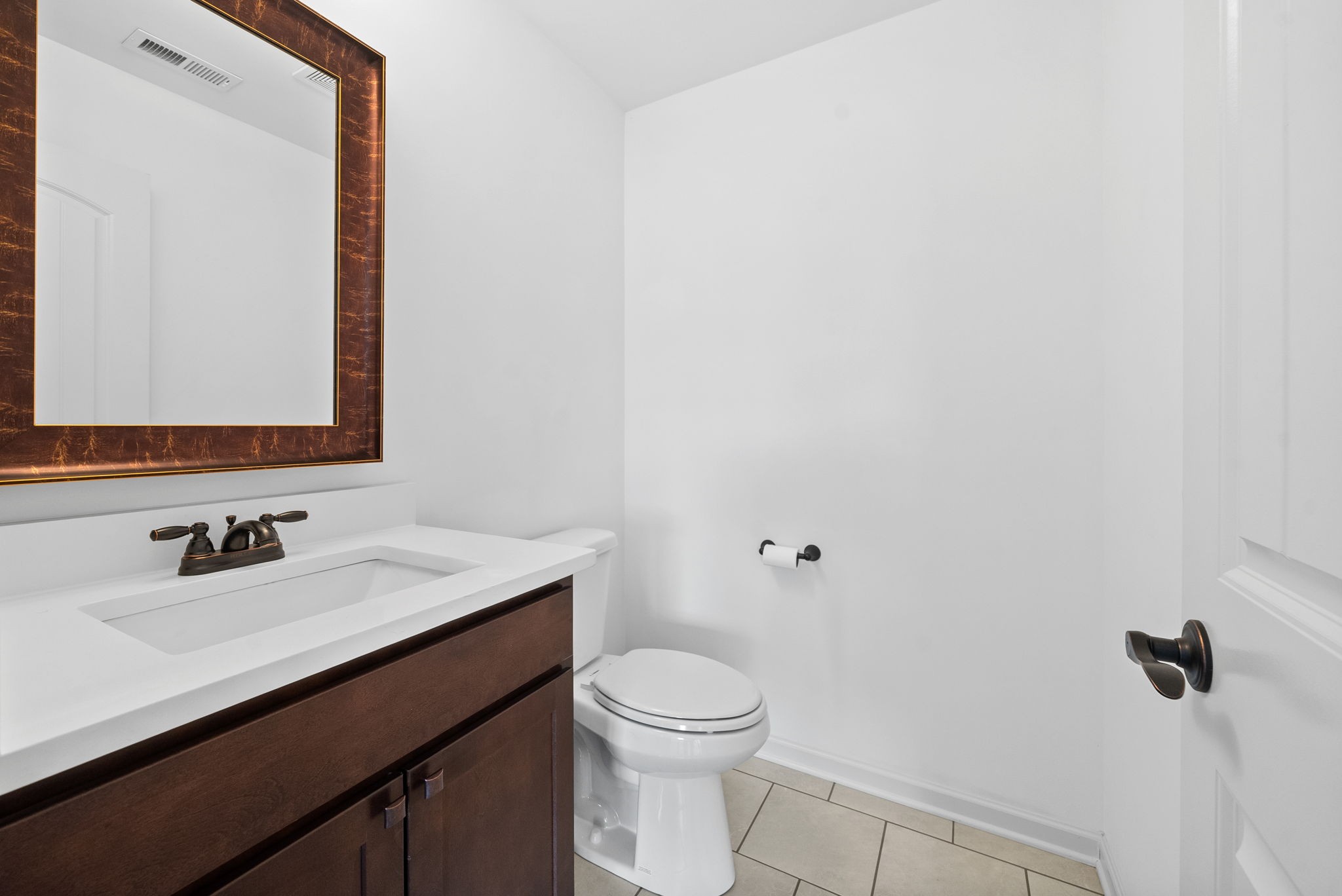 182 Dorchester Cir Property Photo 24