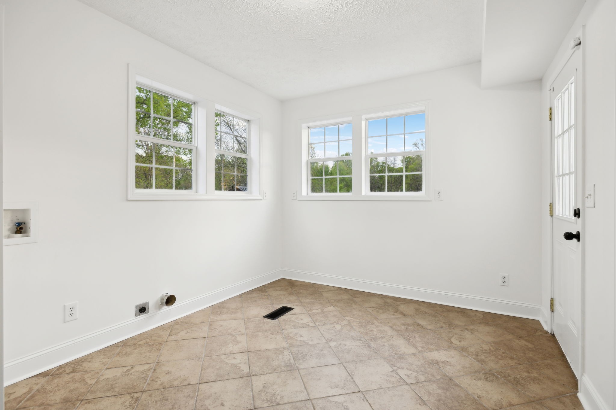 1054 Coker Ford Rd Property Photo 30
