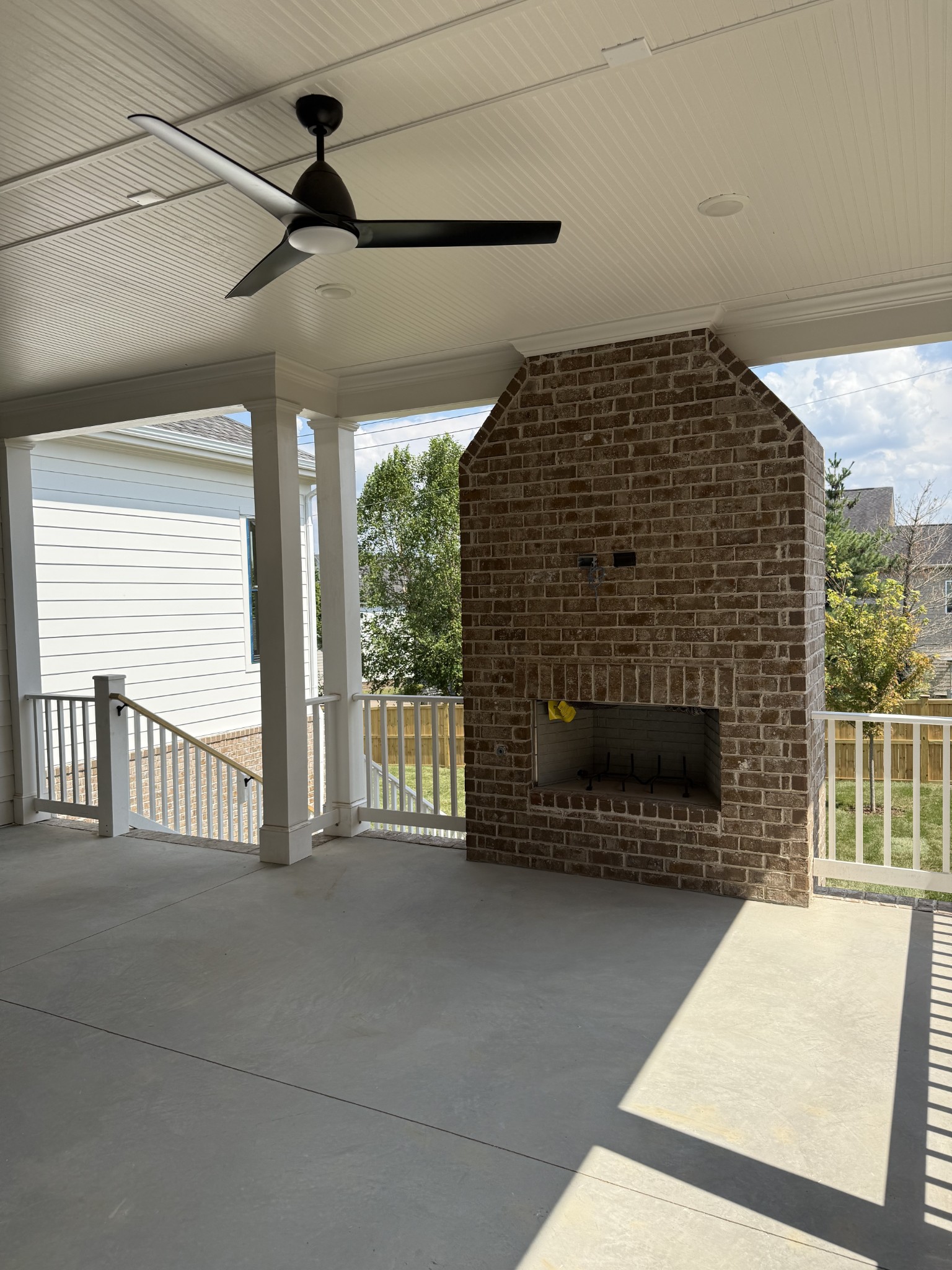 3133 Long Branch Cir Property Photo 7