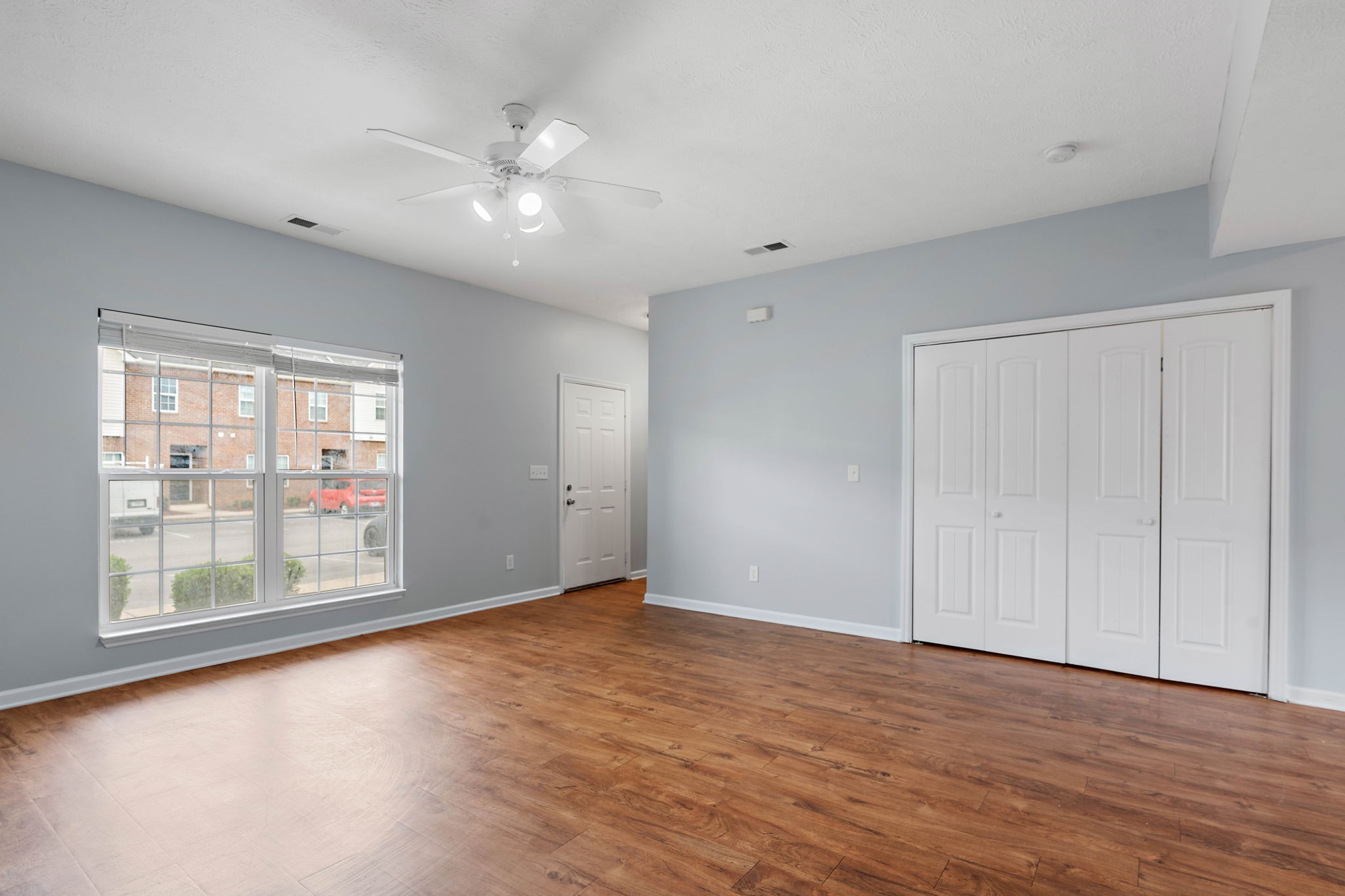 2015 George Buchanan Dr Property Photo 3