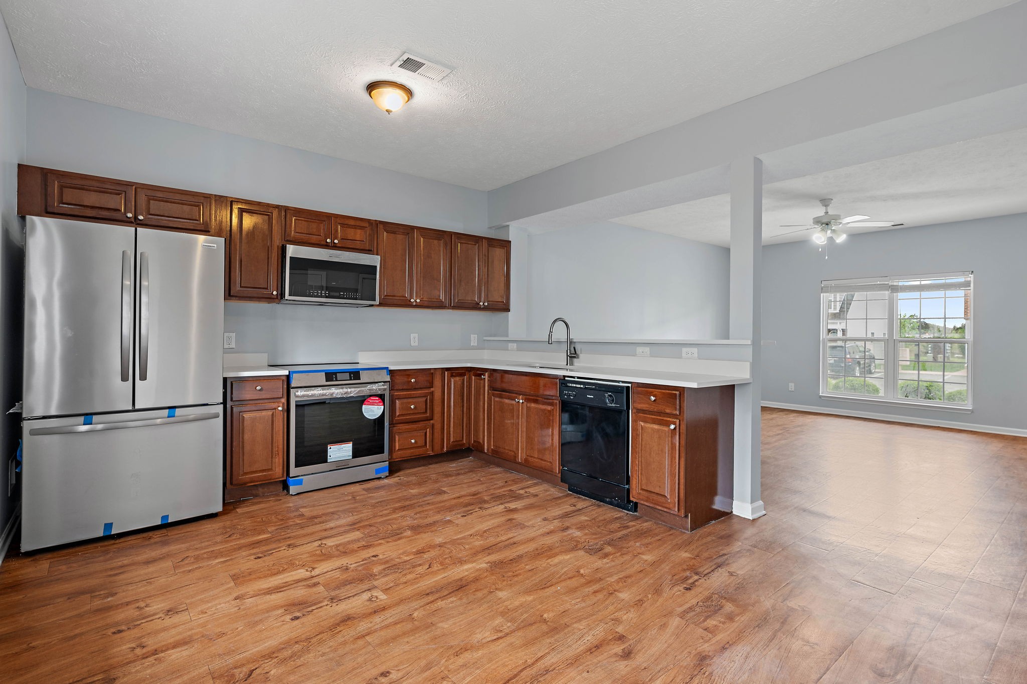 2015 George Buchanan Dr Property Photo 6
