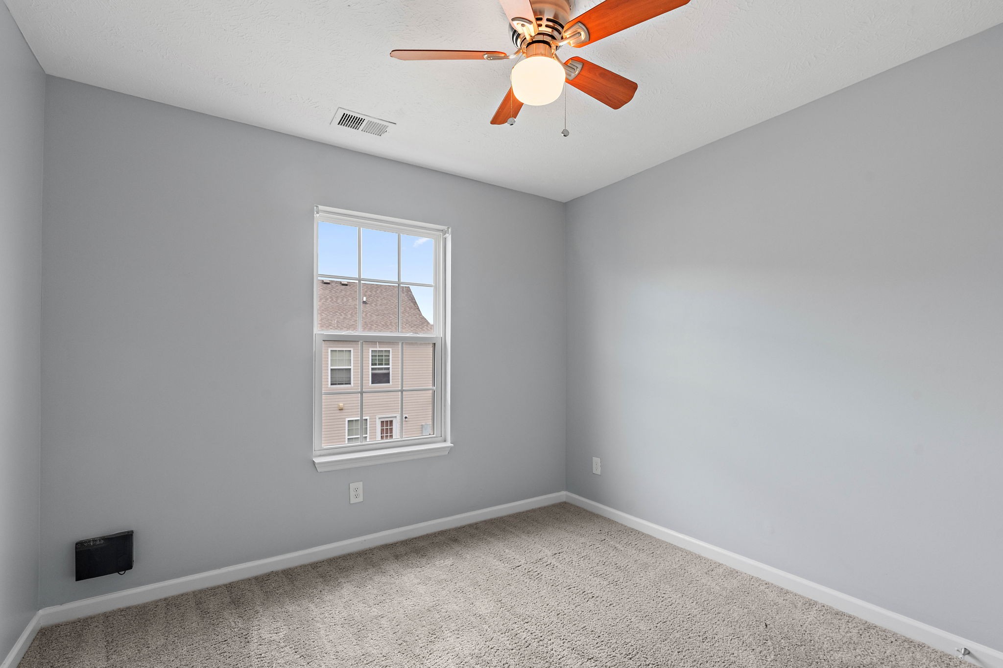 2015 George Buchanan Dr Property Photo 12