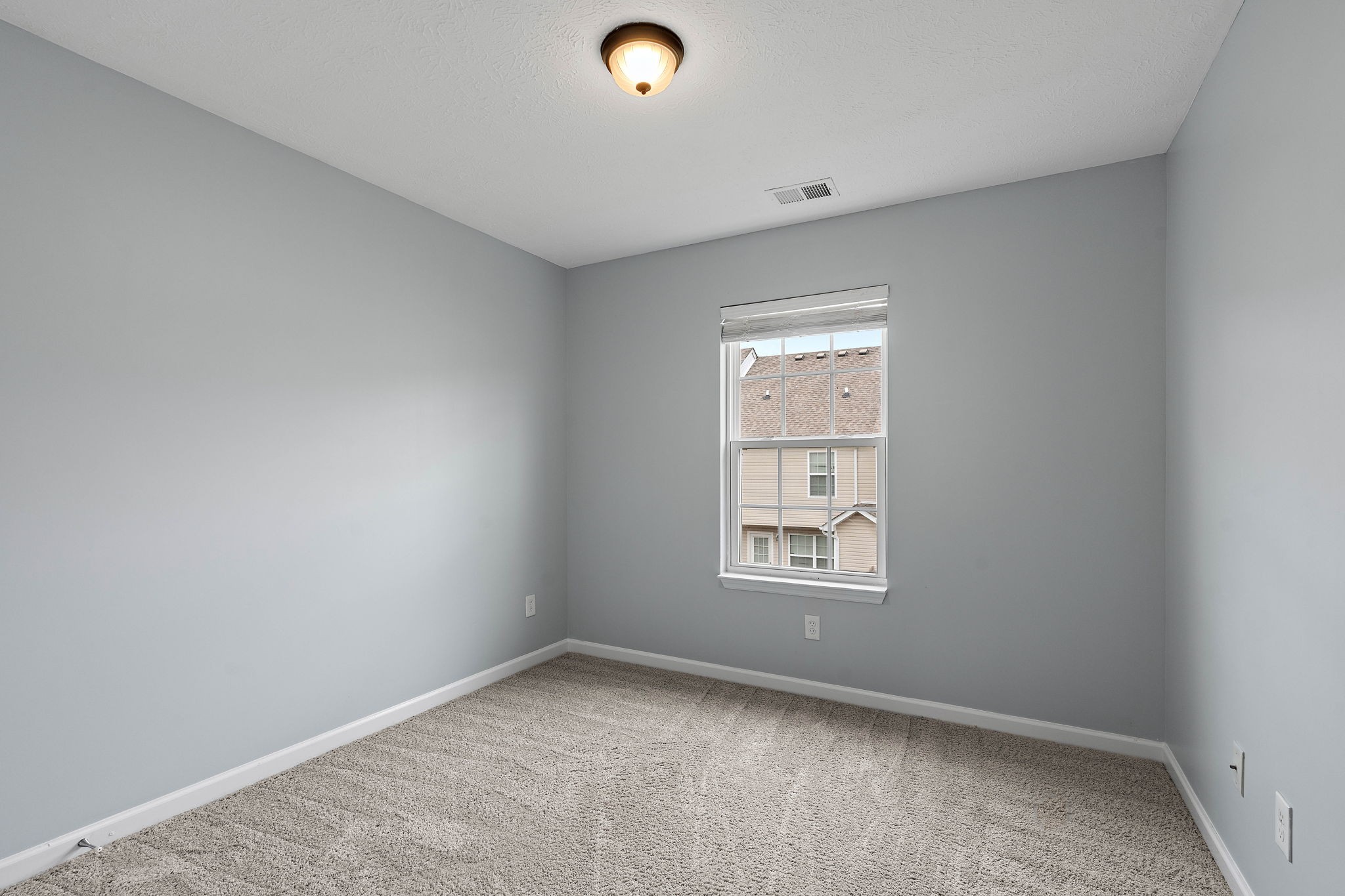 2015 George Buchanan Dr Property Photo 15