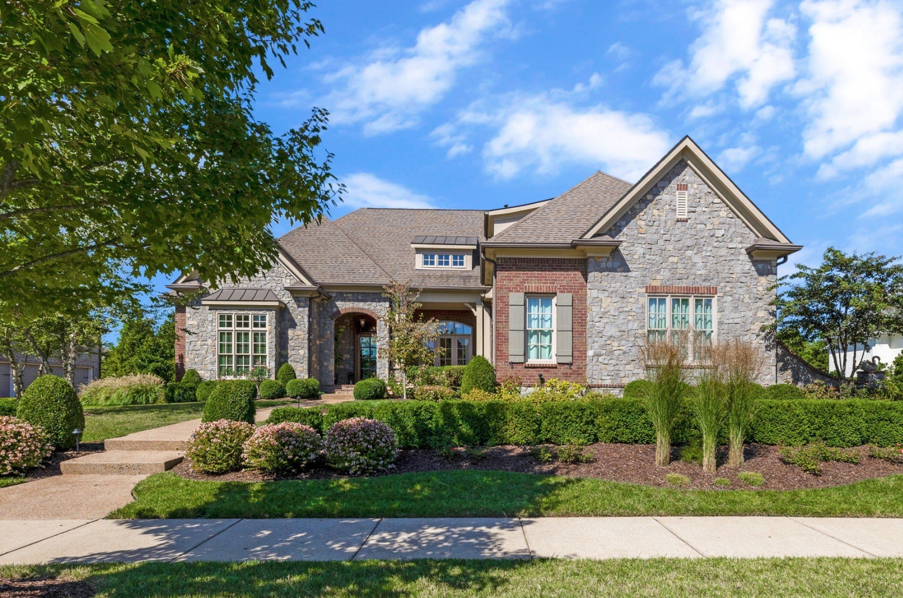 6233 Wild Heron Way Property Photo