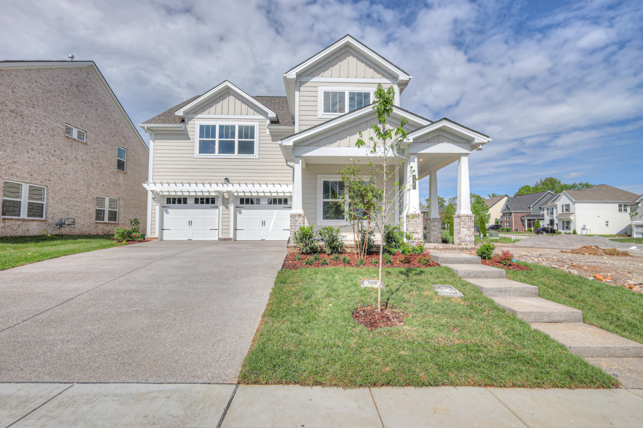 4025 Singing Creek Drive Property Photo 1