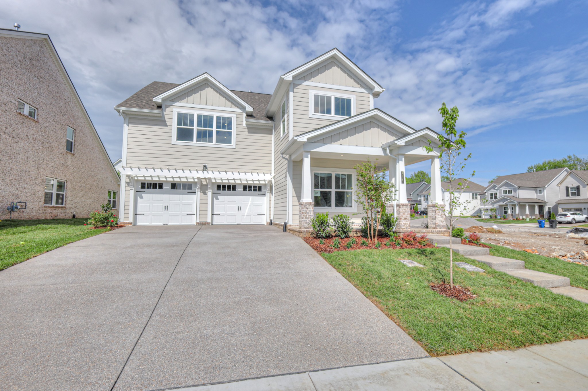4025 Singing Creek Drive Property Photo 2