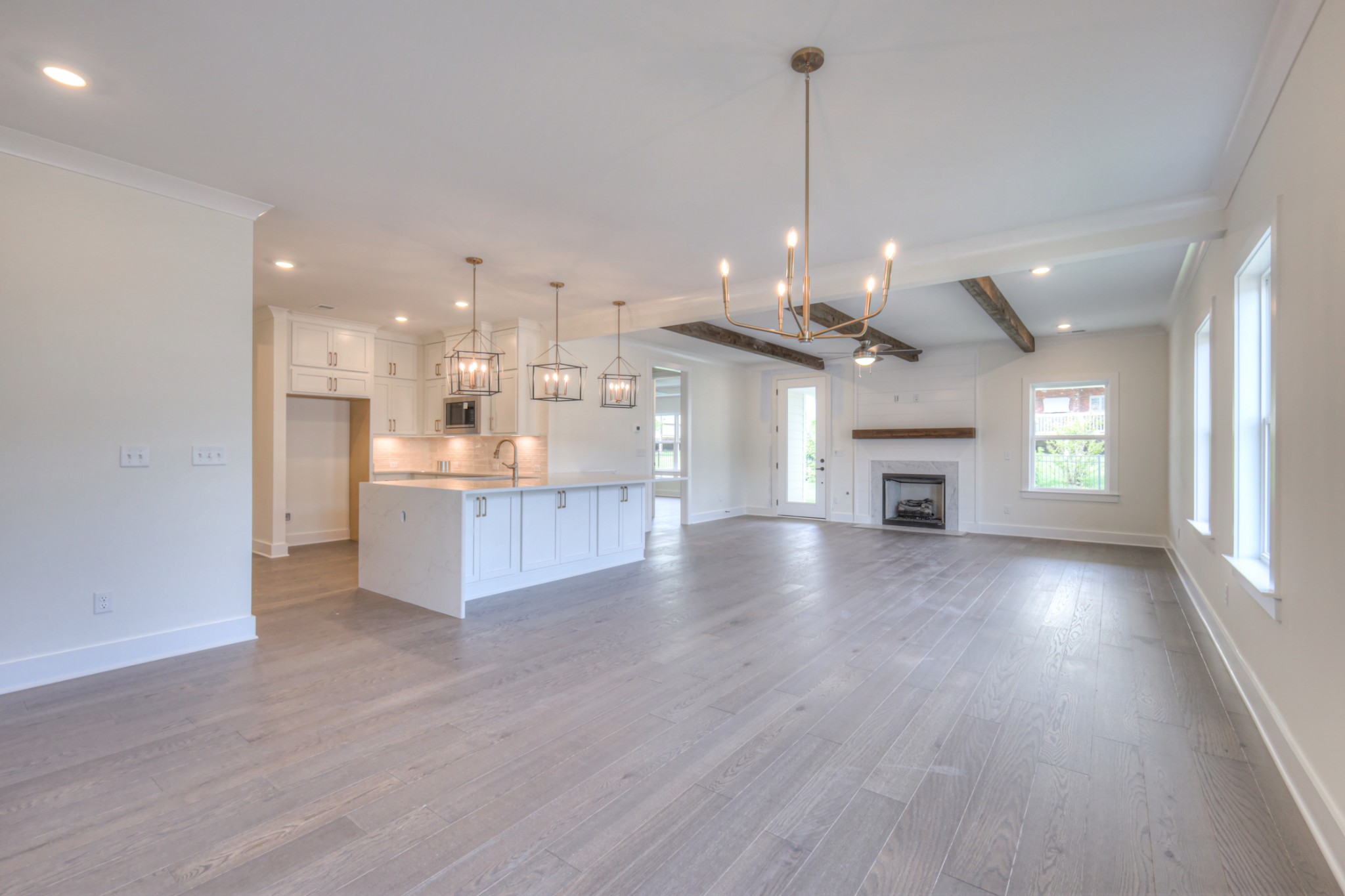 4025 Singing Creek Drive Property Photo 7
