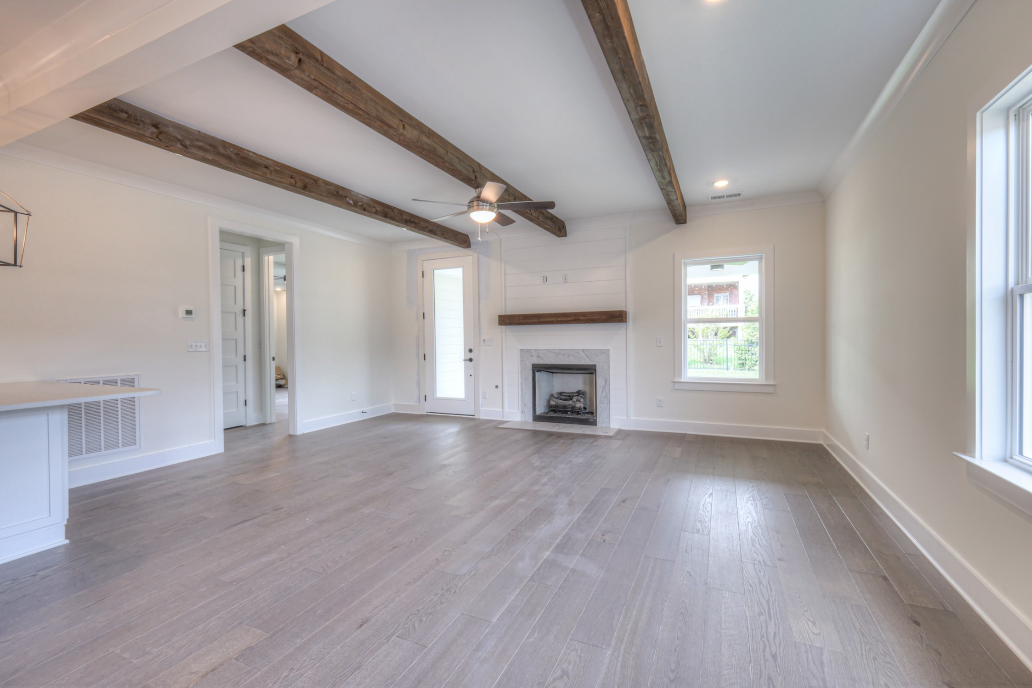 4025 Singing Creek Drive Property Photo 8