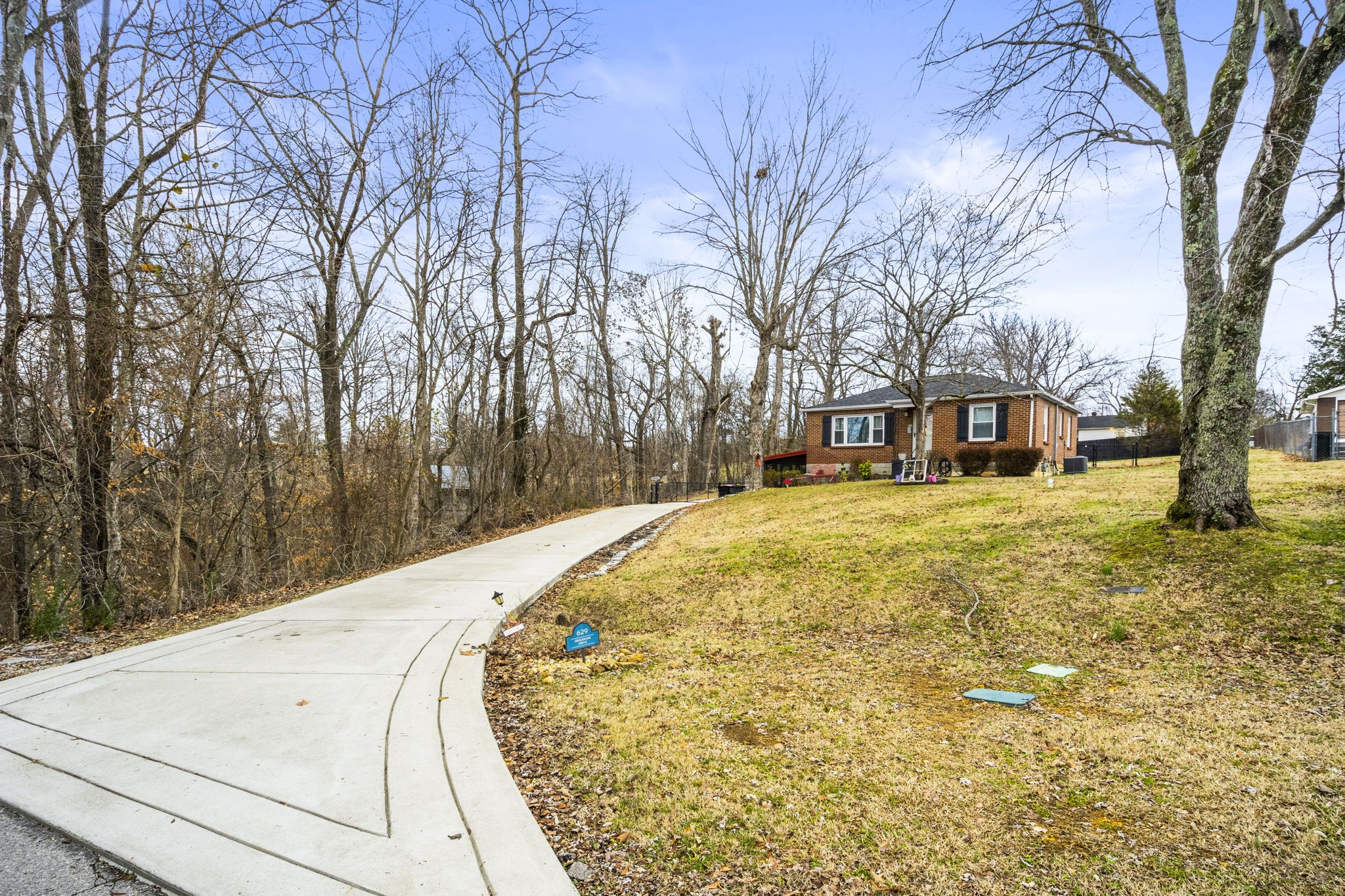 629 Draughon Dr Property Photo 1