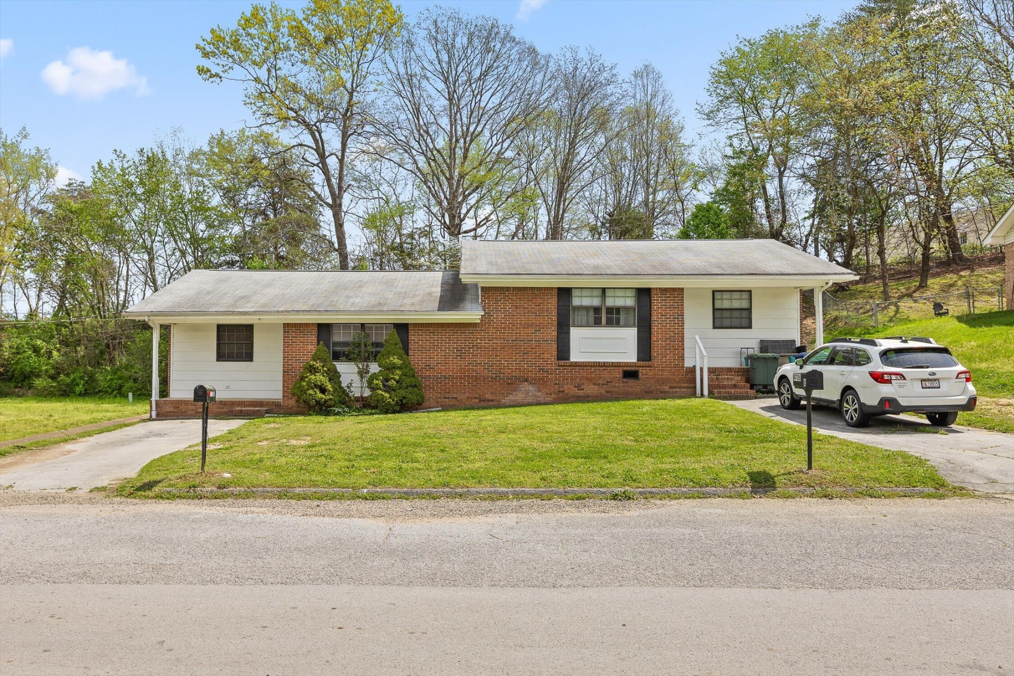 4706 Metro Park Lane Property Photo 2