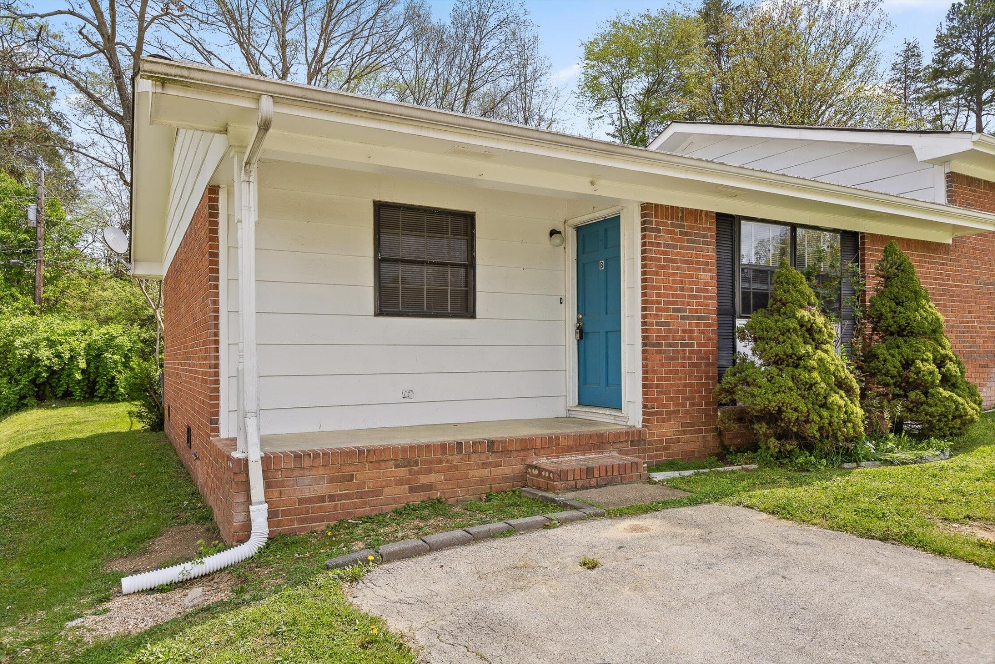 4706 Metro Park Lane Property Photo 4