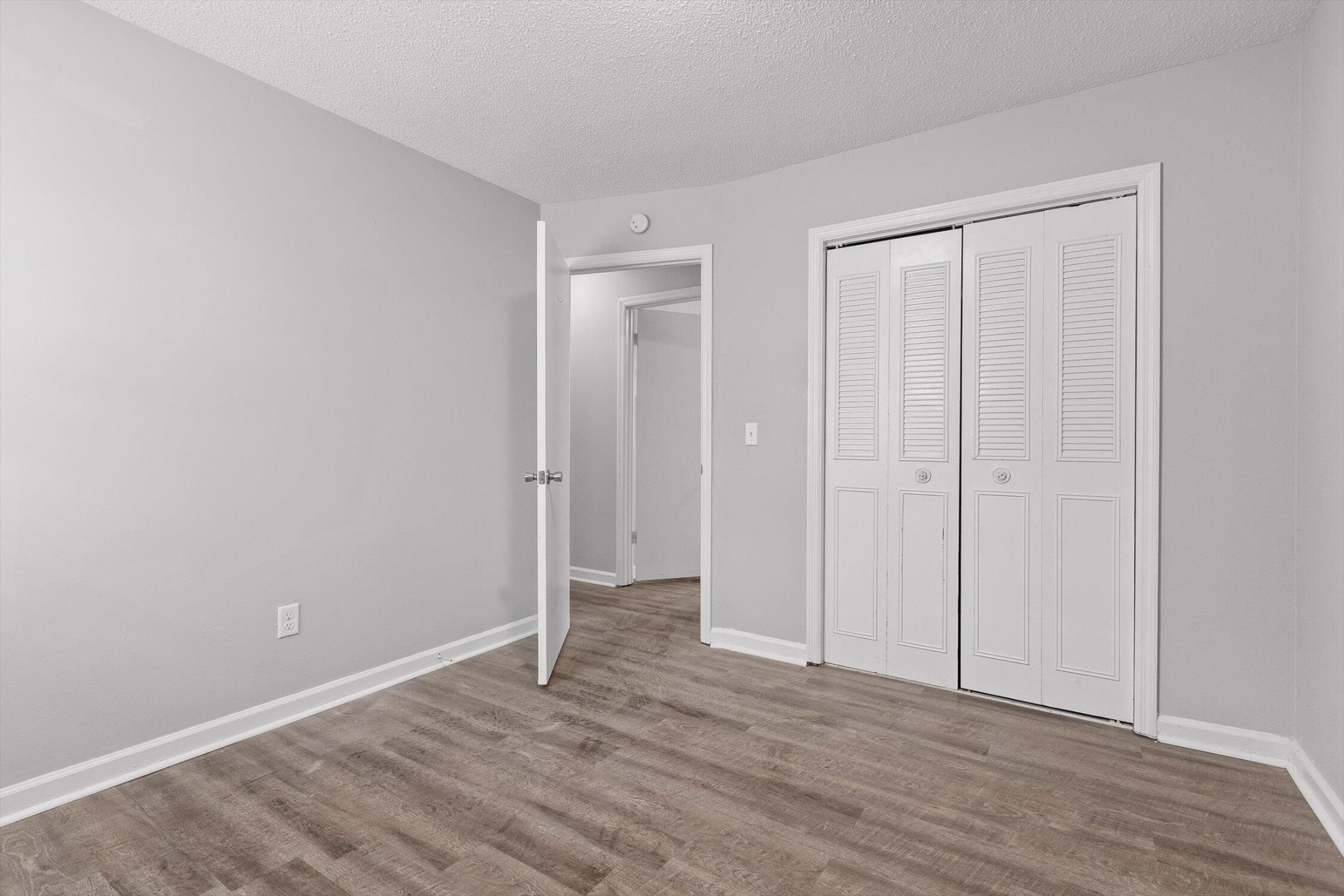 4706 Metro Park Lane Property Photo 14