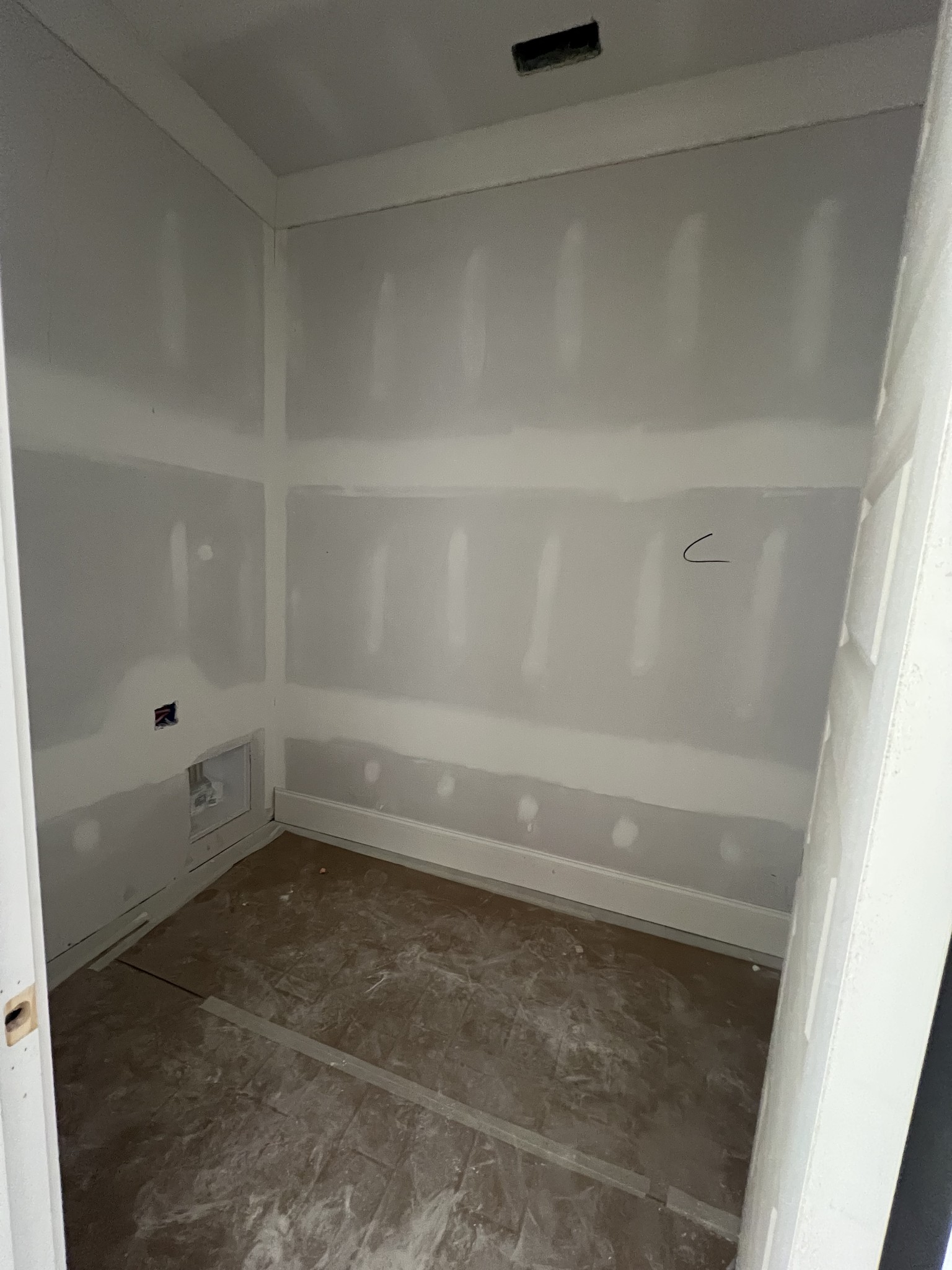 1627 Rosebrooke Dr Property Photo 34