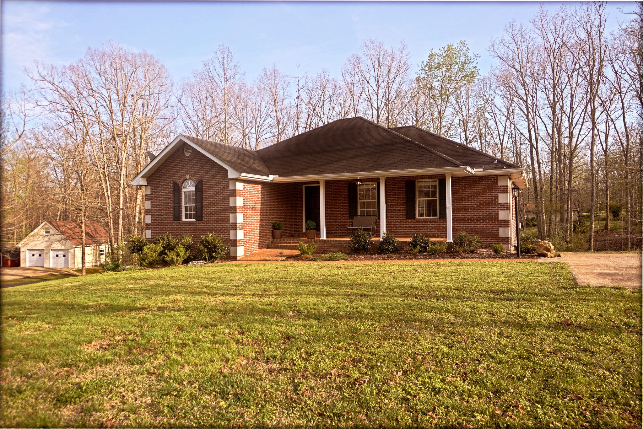 1012 Gilmer Dr Property Photo 2