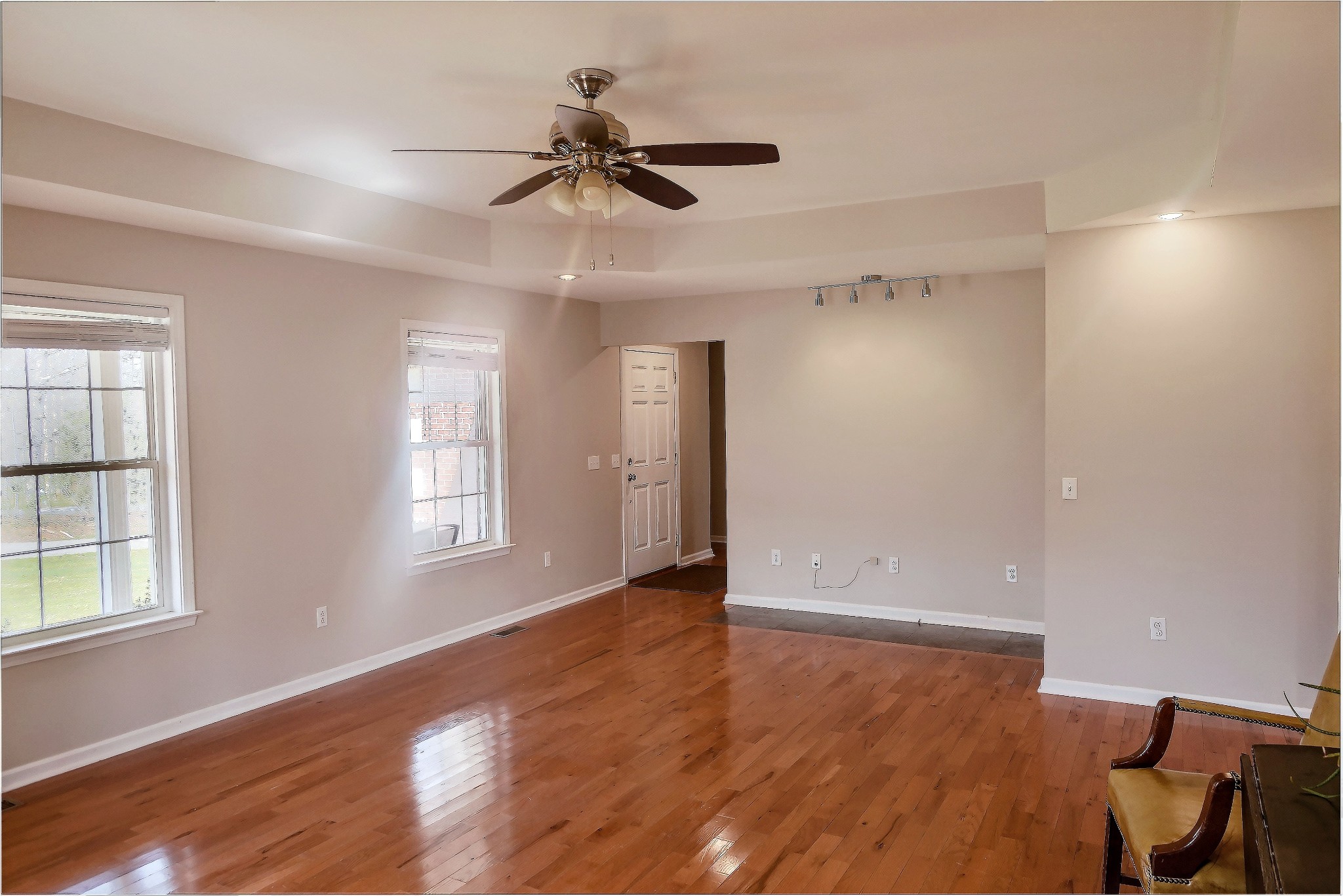 1012 Gilmer Dr Property Photo 3